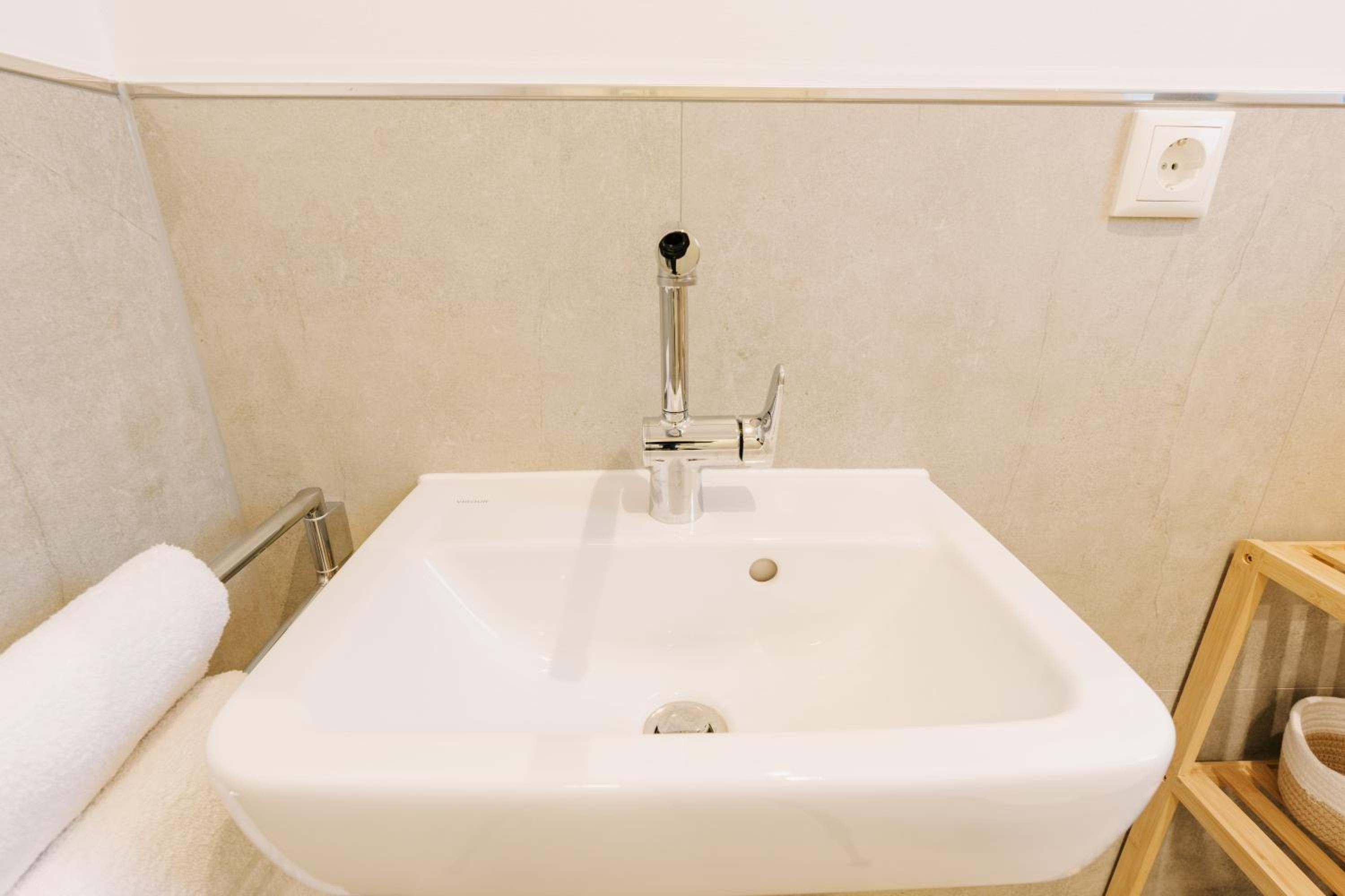 Küsten Suite Grachten Suite 1 direkte Wasserlage, Terrasse, 76qm, Neubaugebiet