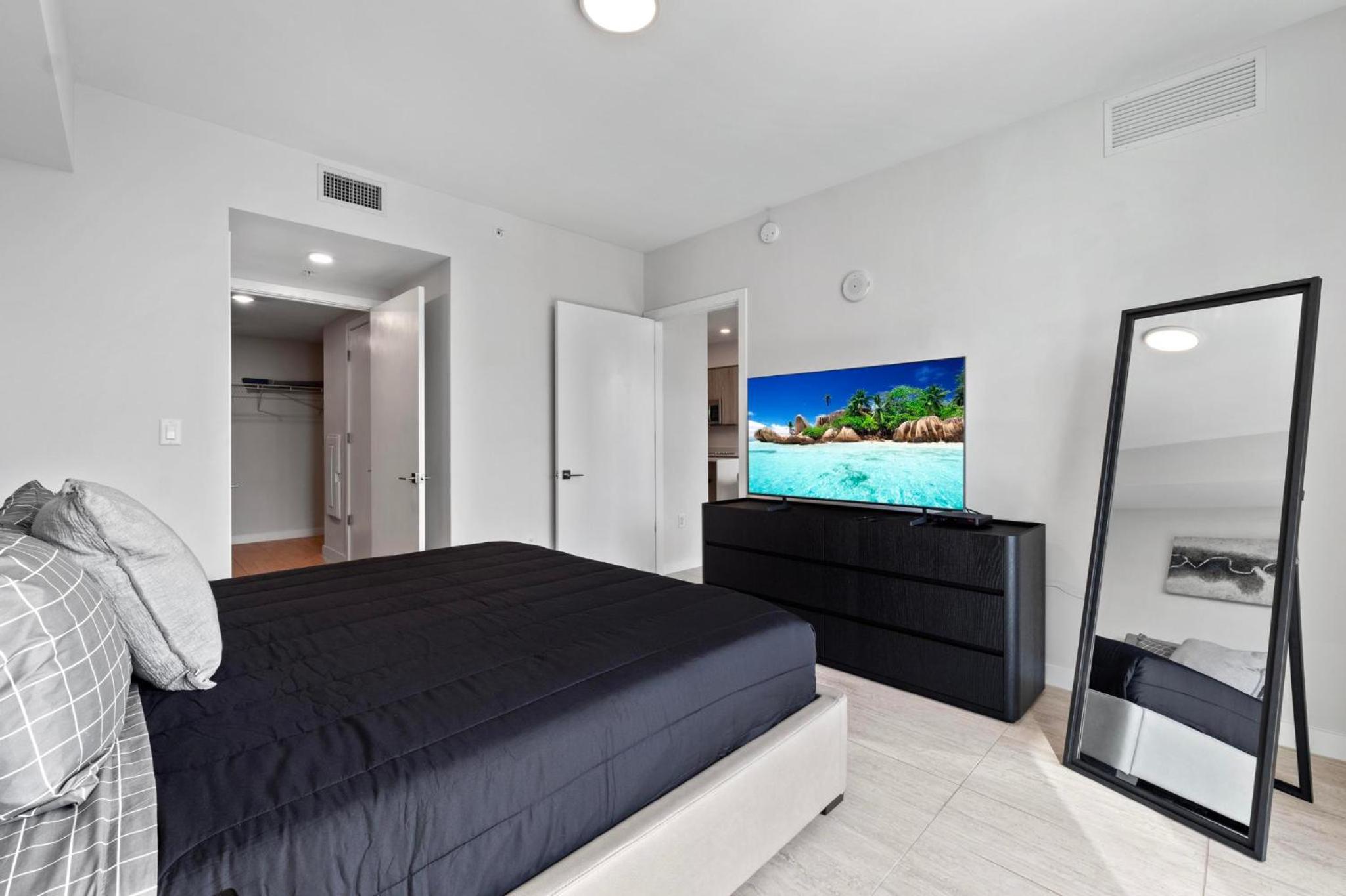 LUXURY NEW CONDO AT MIAMI DESIGN DISTRICT