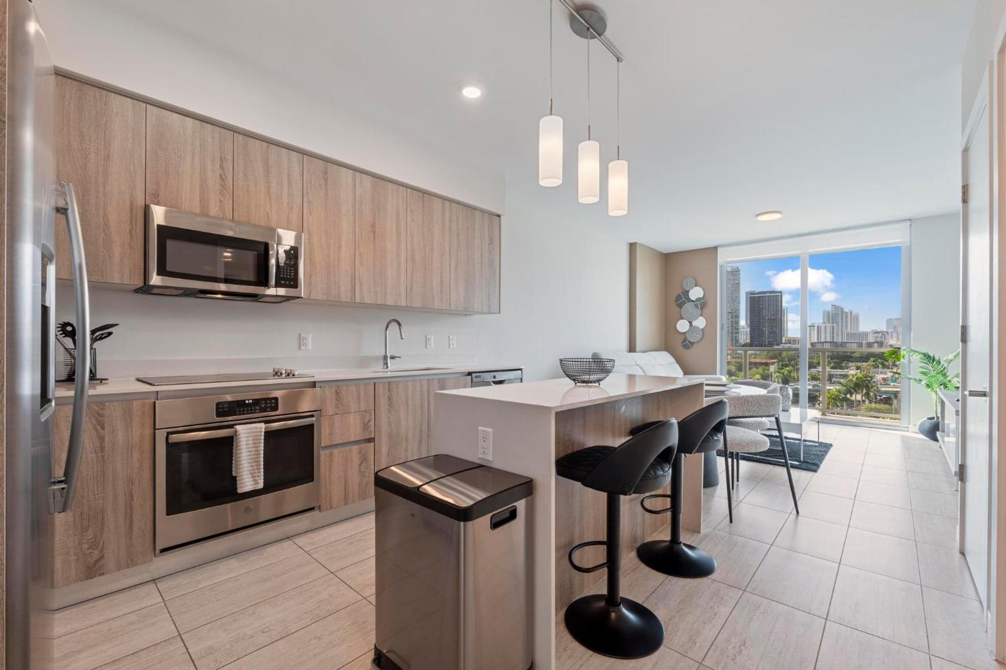 LUXURY NEW CONDO AT MIAMI DESIGN DISTRICT