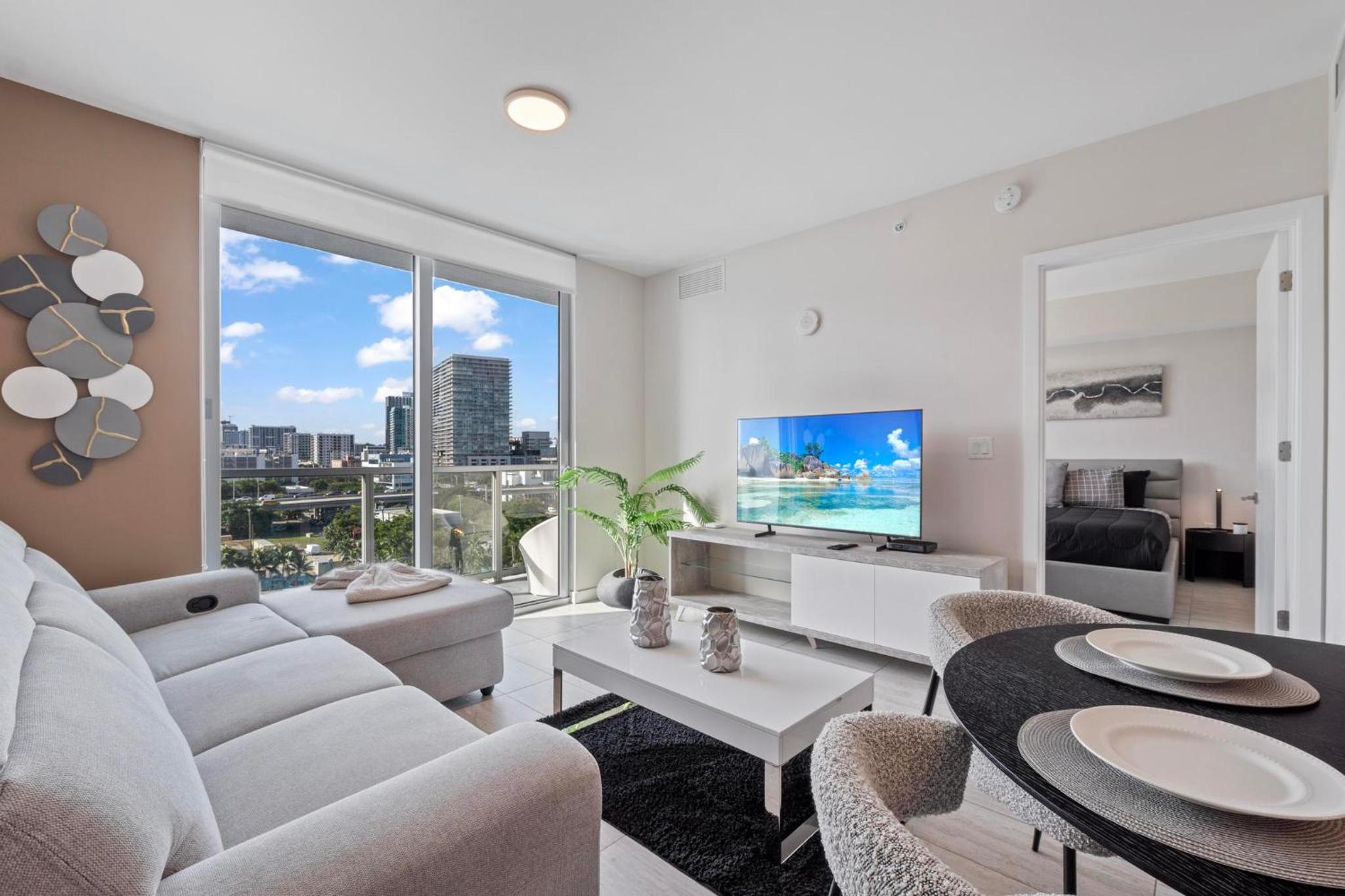 LUXURY NEW CONDO AT MIAMI DESIGN DISTRICT