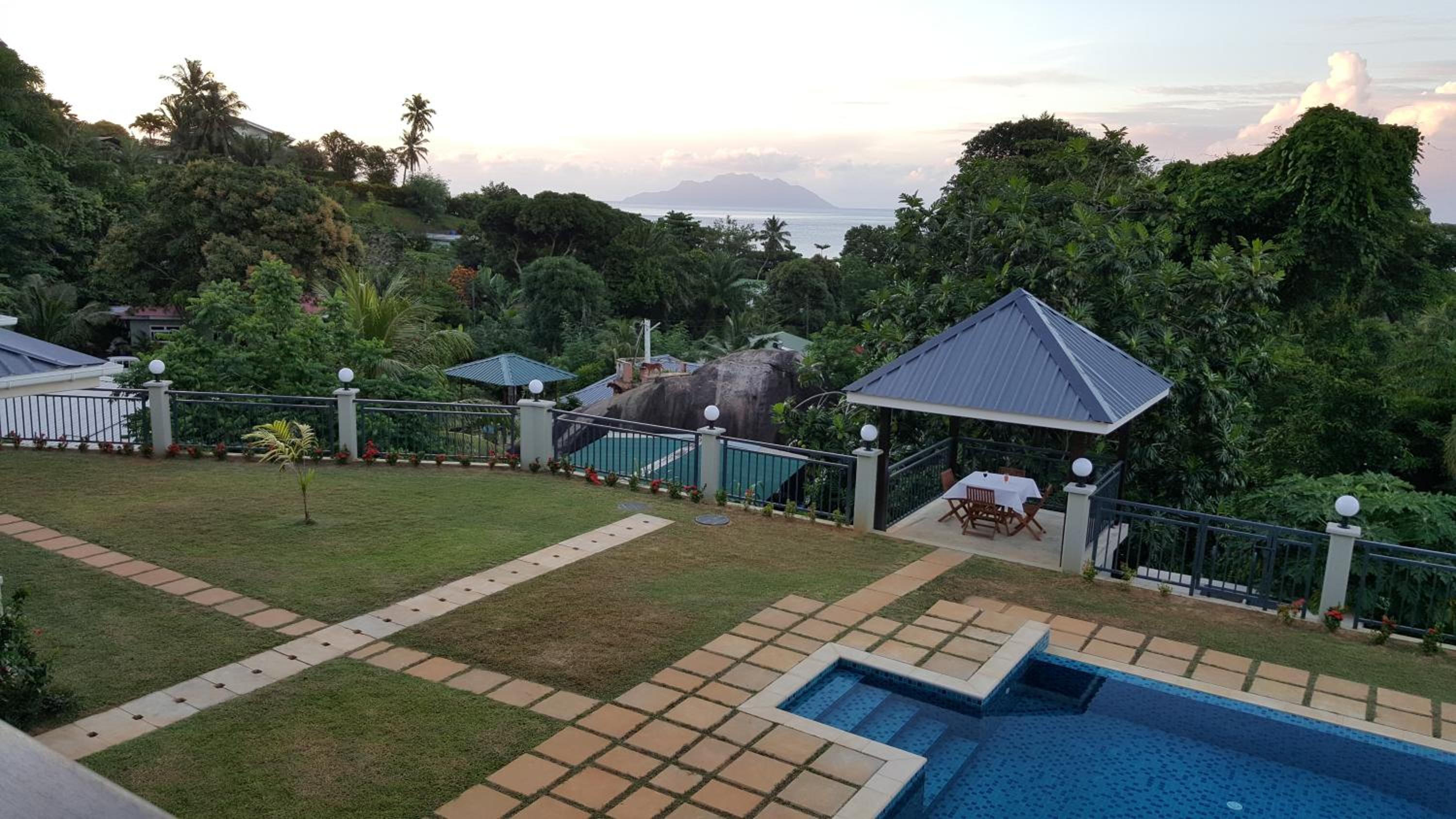 Bambous River Lodge