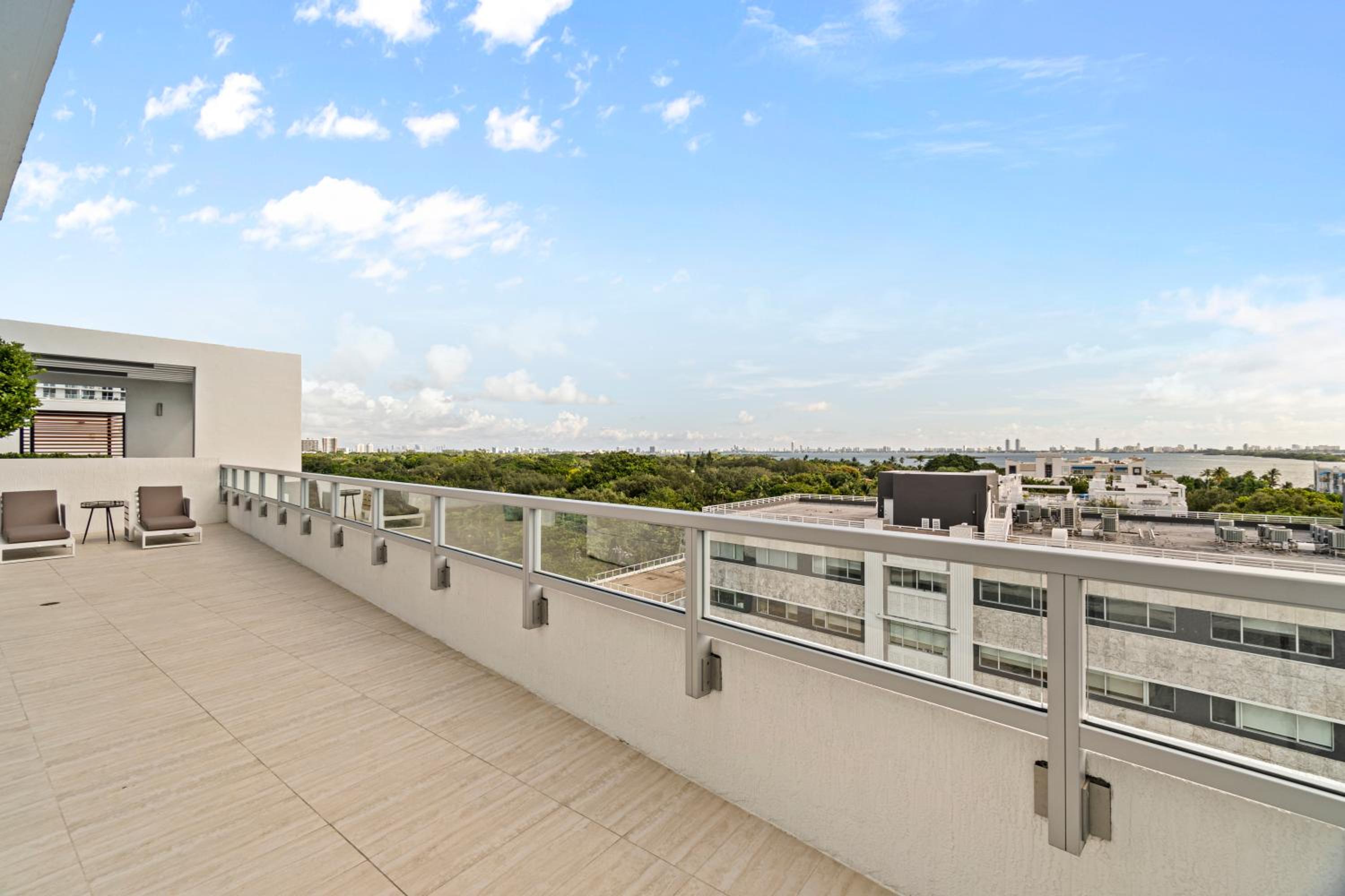 LUXURY NEW CONDO AT MIAMI DESIGN DISTRICT