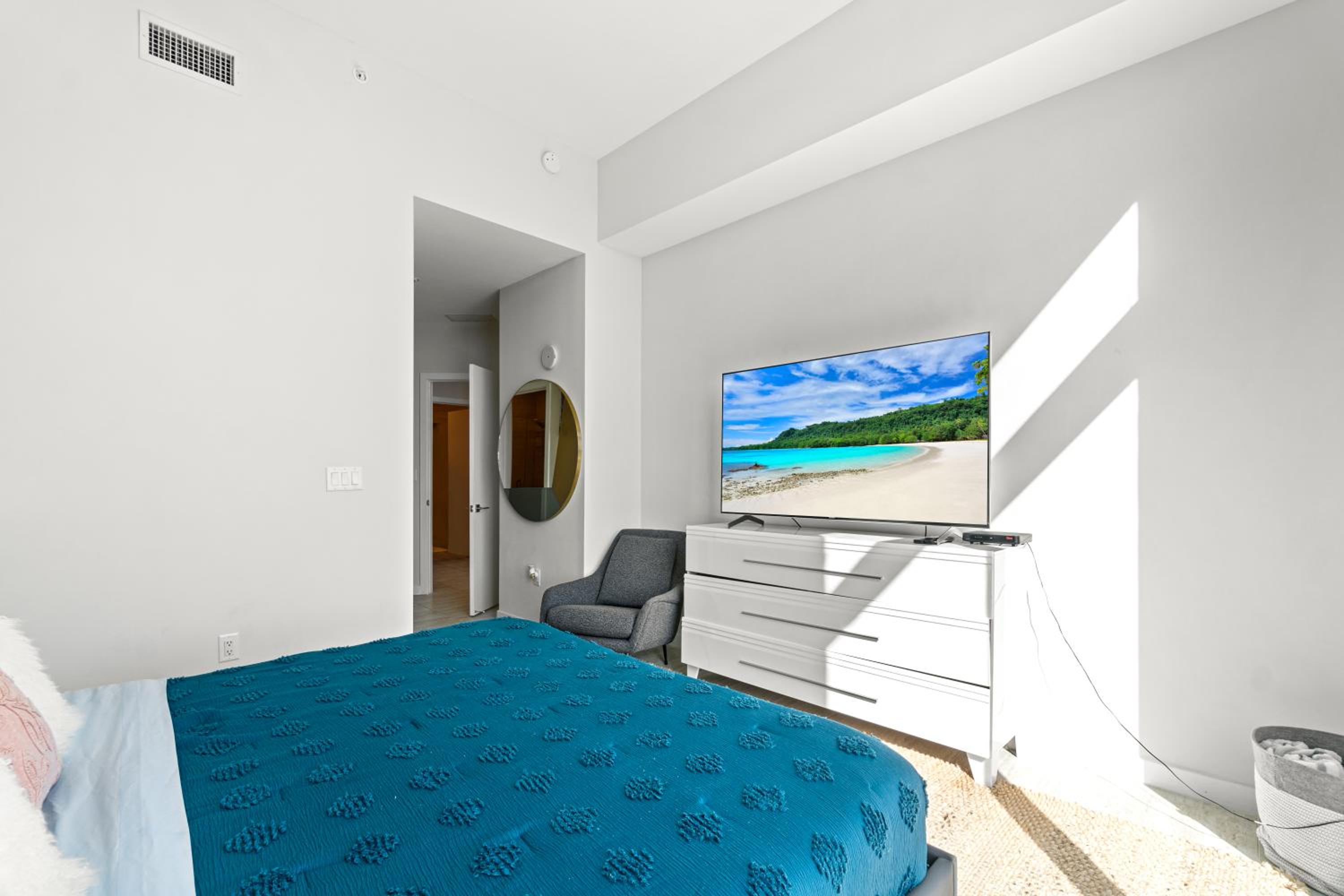 LUXURY NEW CONDO AT MIAMI DESIGN DISTRICT