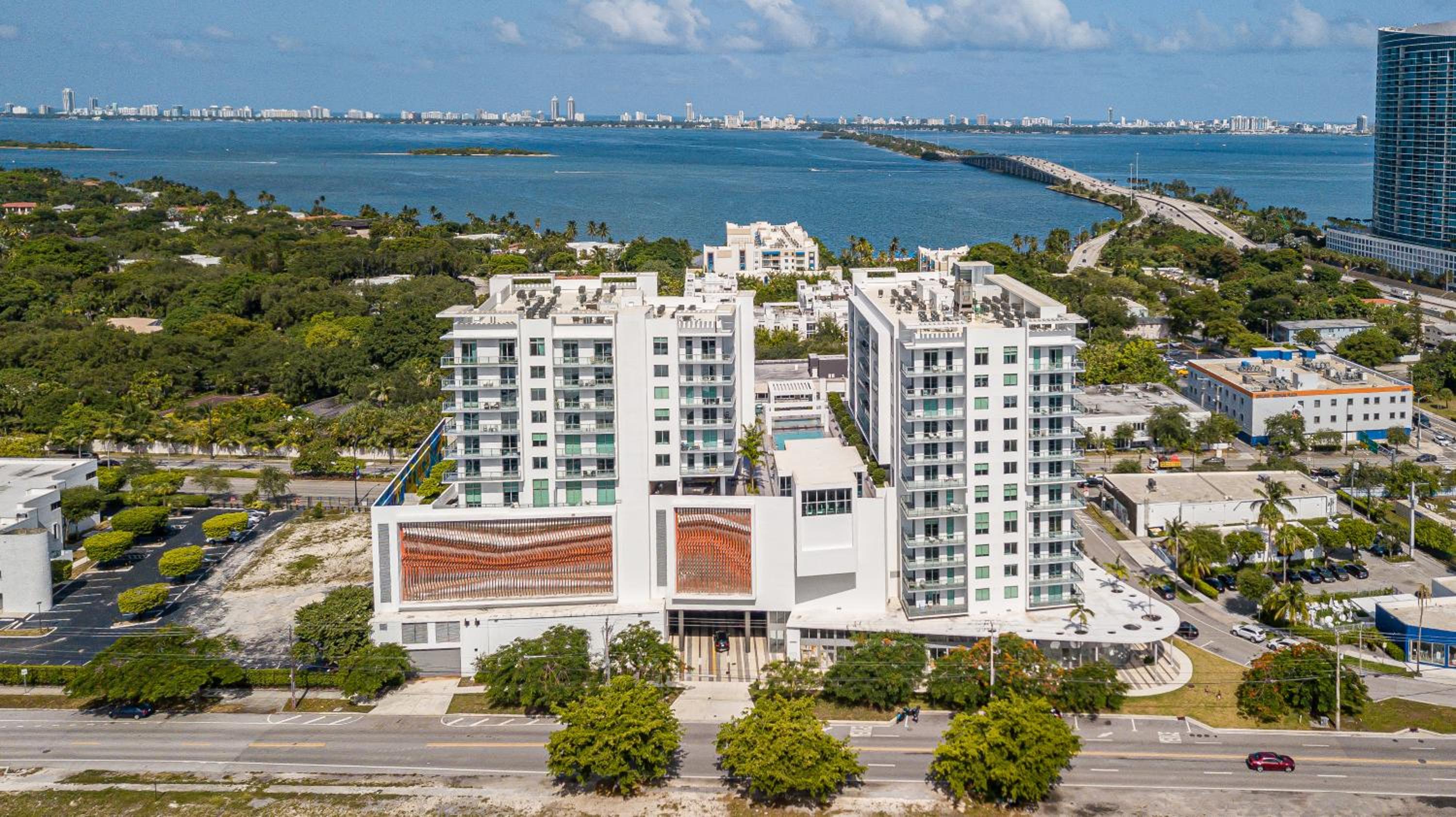 LUXURY NEW CONDO AT MIAMI DESIGN DISTRICT