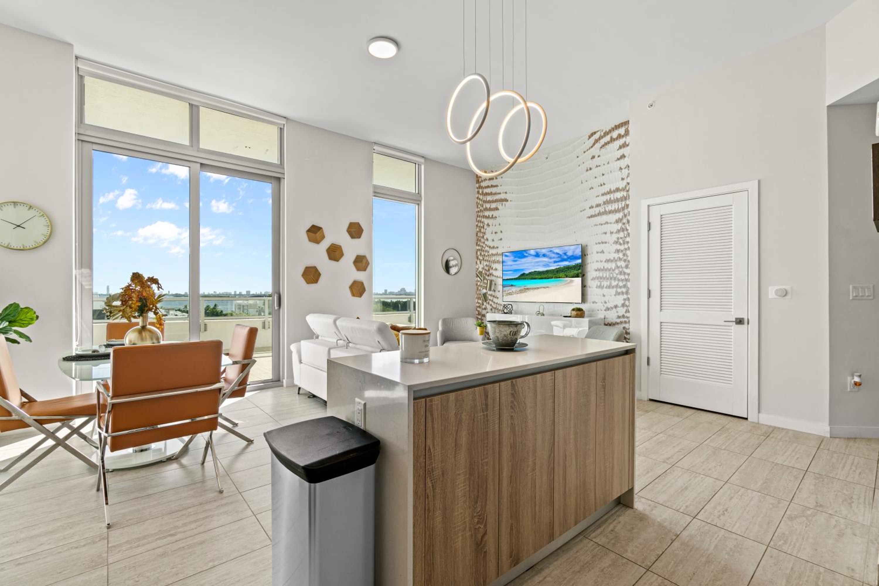 LUXURY NEW CONDO AT MIAMI DESIGN DISTRICT