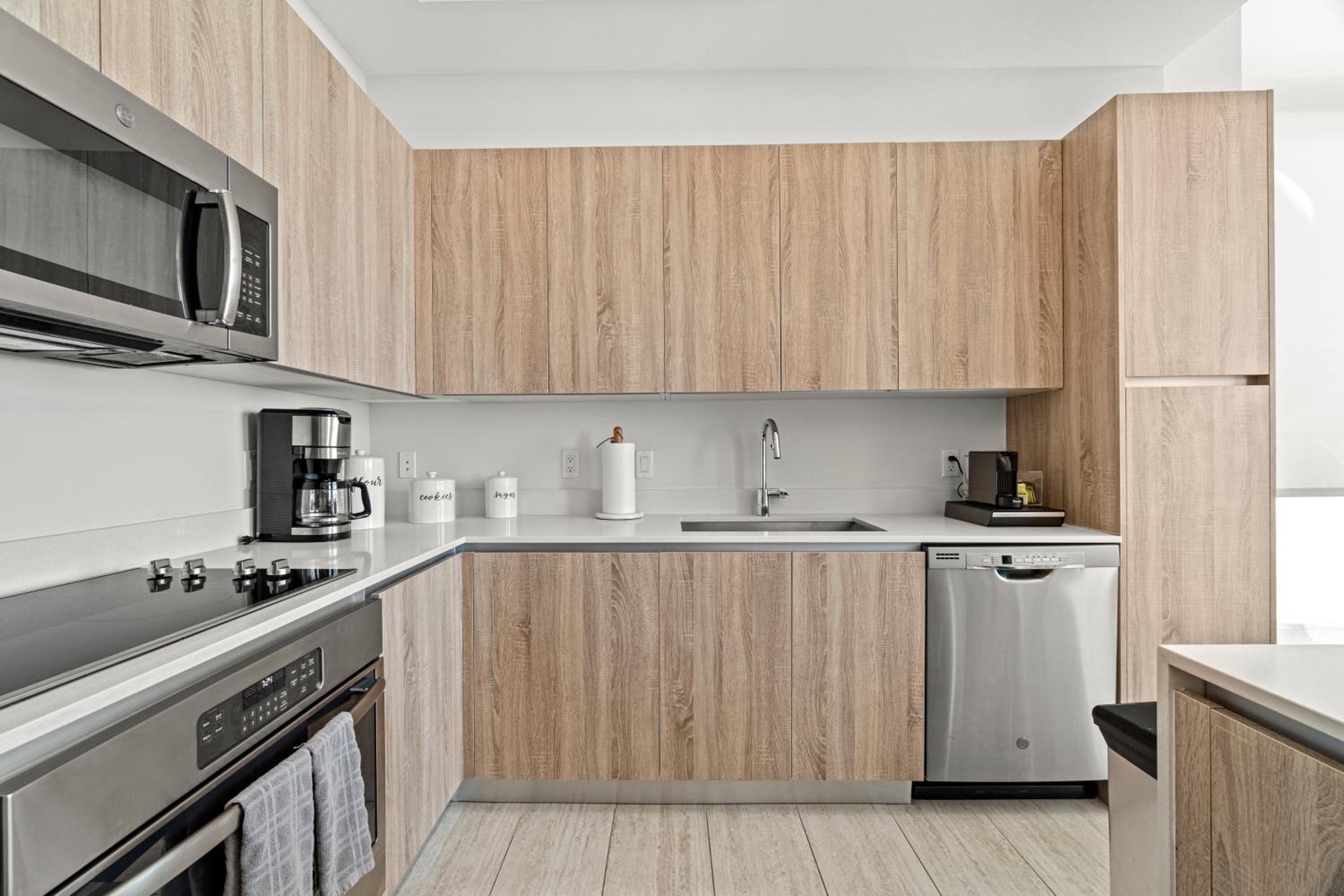 LUXURY NEW CONDO AT MIAMI DESIGN DISTRICT
