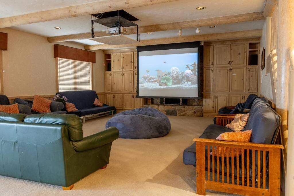 Rare! Huge Private Pool Jacz Sauna-Mountain View Mansion 2 acre 9500 sq ft view 4