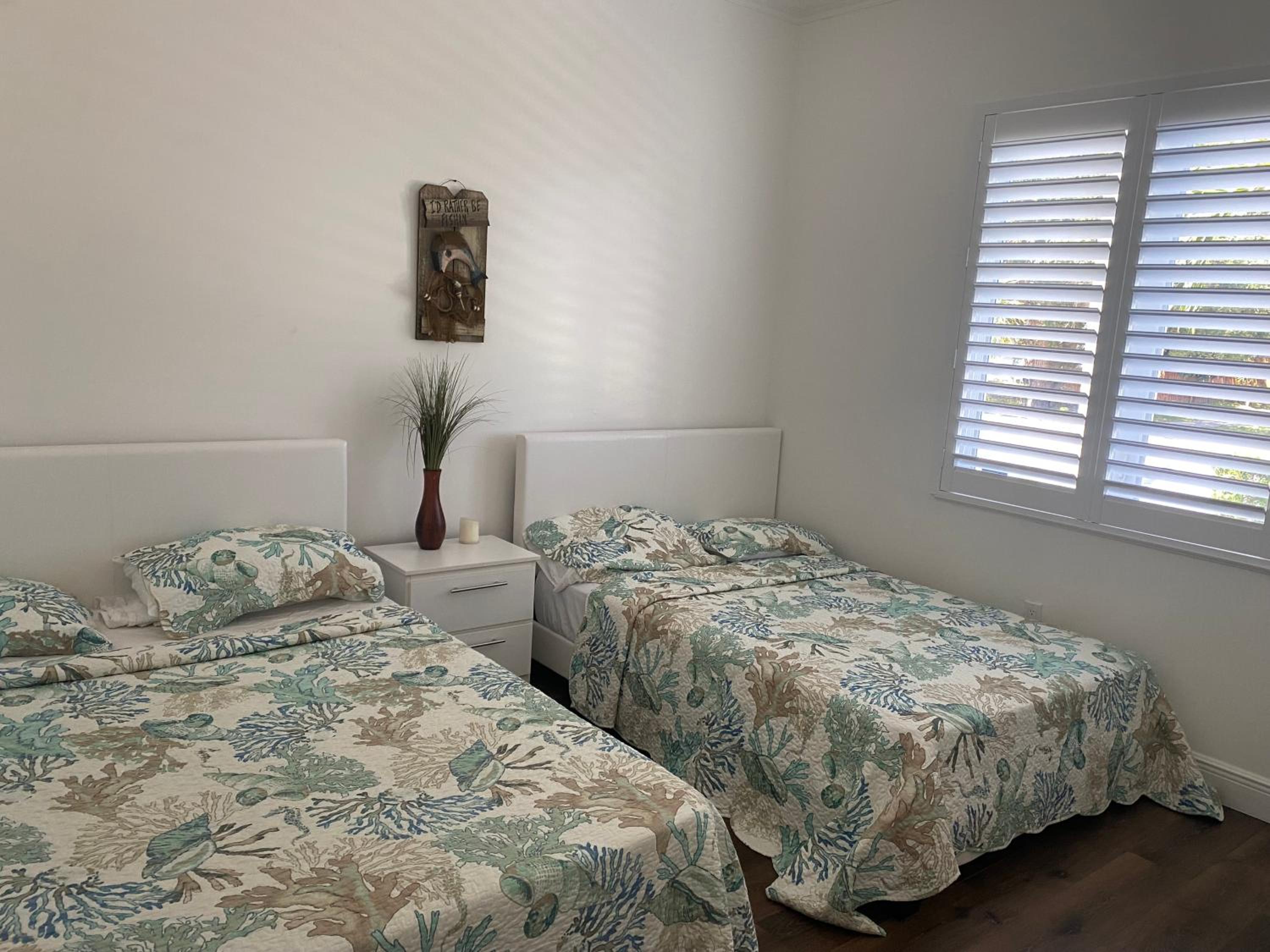 Paradise Pool House in Dania view 5