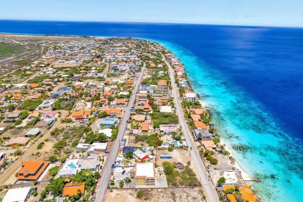 Your Bonaire Escape a 2BR Pool House BachelorsBeach for Divers