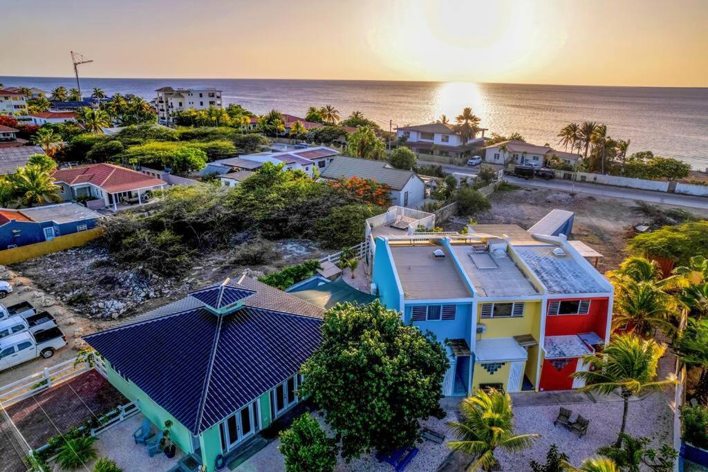 Your Bonaire Escape a 2BR Pool House BachelorsBeach for Divers