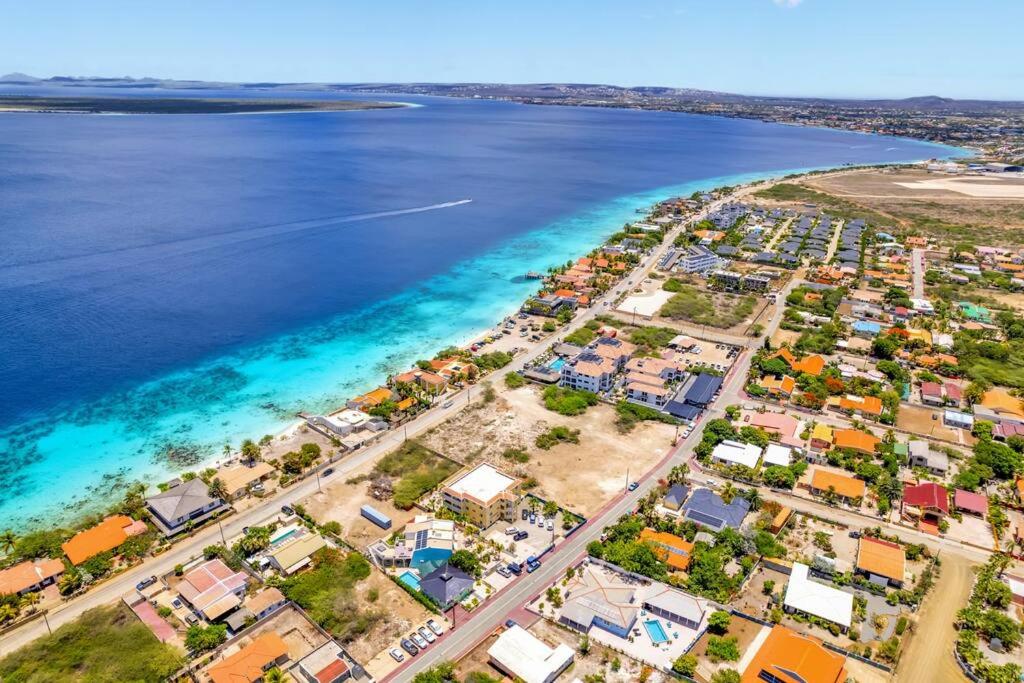 Your Bonaire Escape a 2BR Pool House BachelorsBeach for Divers