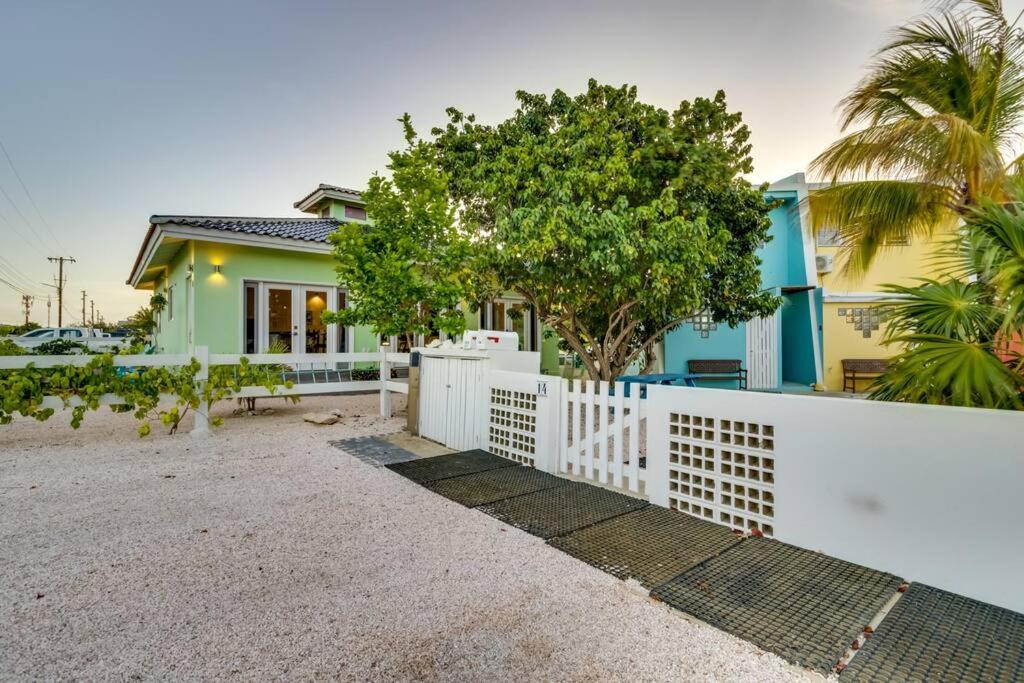 Your Bonaire Escape a 2BR Pool House BachelorsBeach for Divers