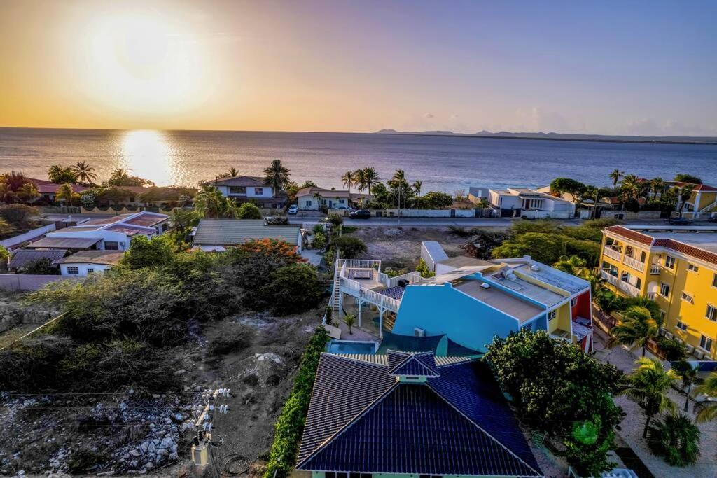 Your Bonaire Escape a 2BR Pool House BachelorsBeach for Divers