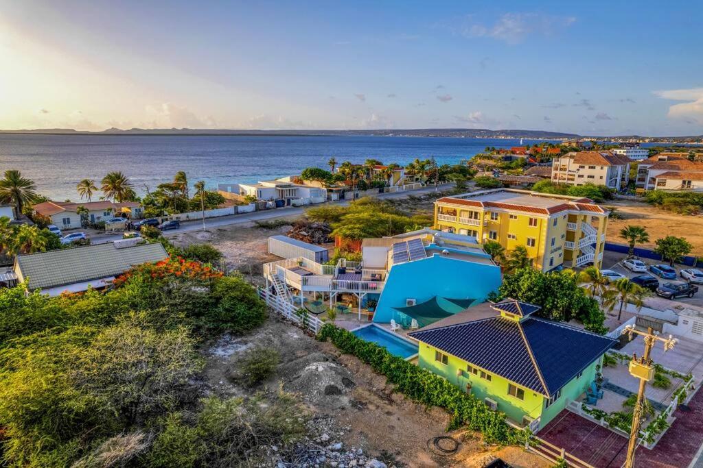 Your Bonaire Escape a 2BR Pool House BachelorsBeach for Divers