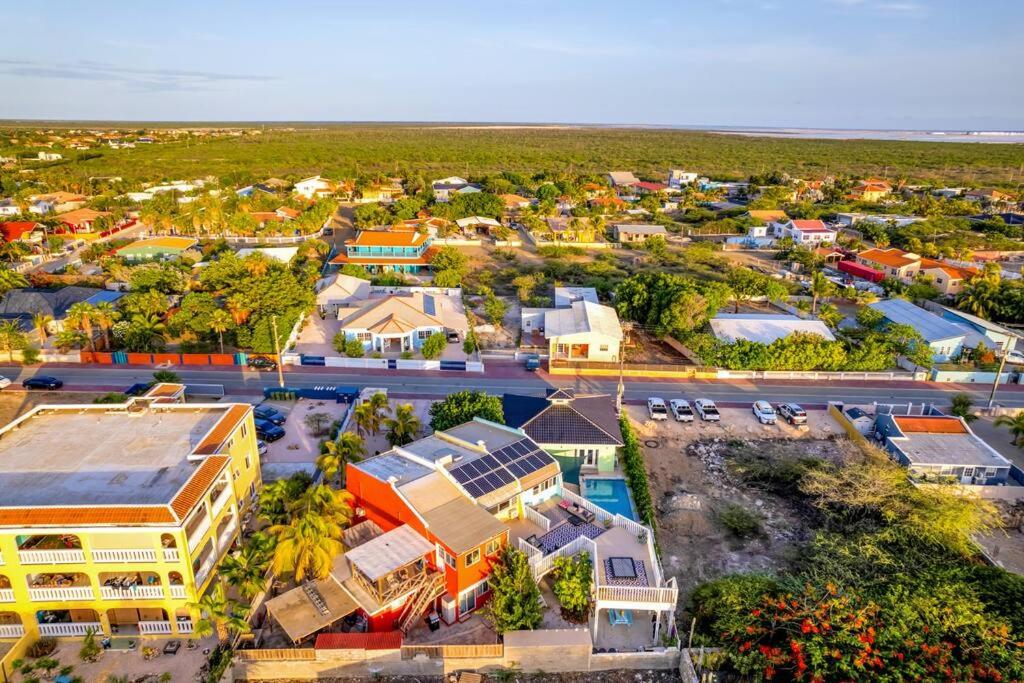 Your Bonaire Escape a 2BR Pool House BachelorsBeach for Divers
