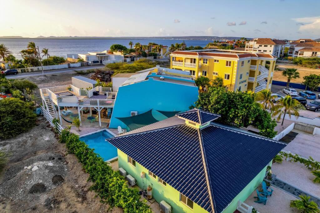 Your Bonaire Escape a 2BR Pool House BachelorsBeach for Divers