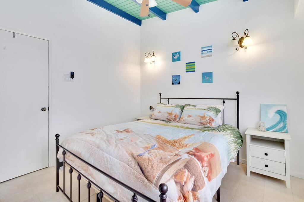 Your Bonaire Escape a 2BR Pool House BachelorsBeach for Divers