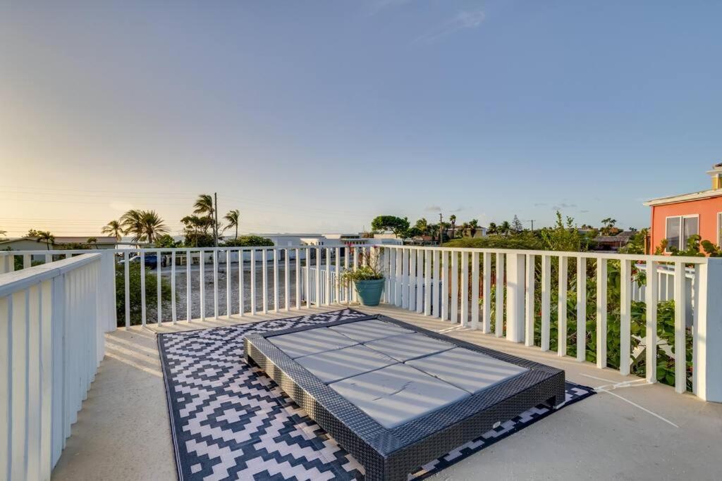Your Bonaire Escape a 2BR Pool House BachelorsBeach for Divers