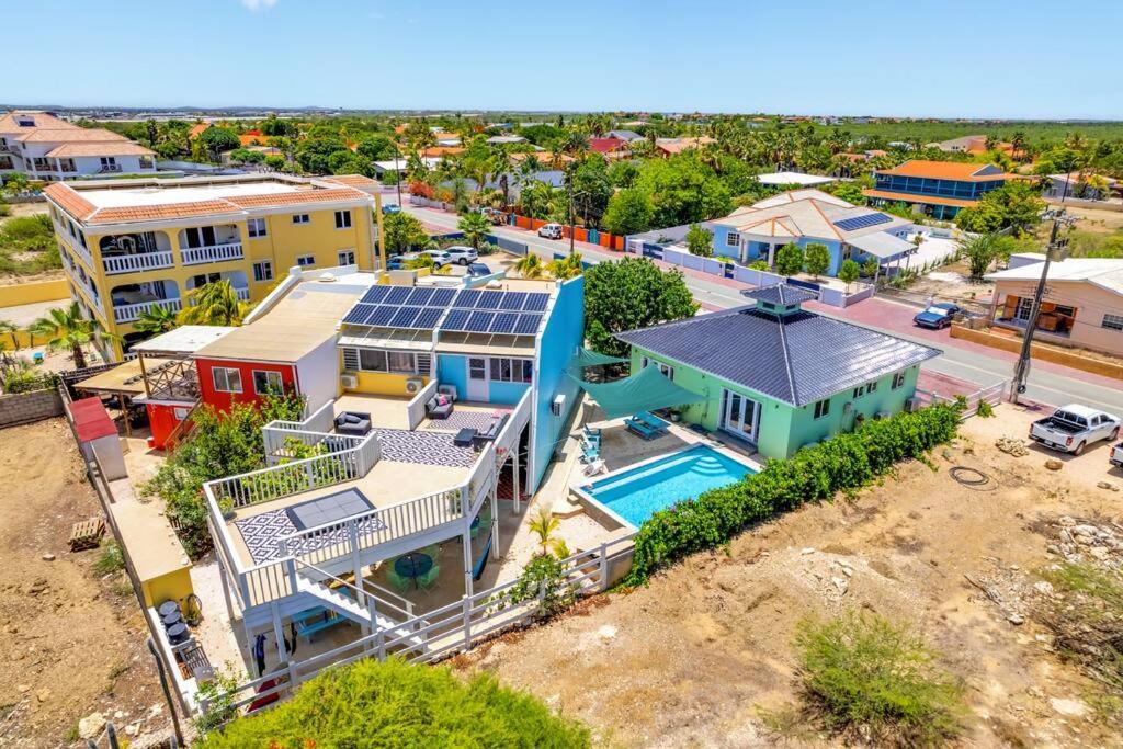 Your Bonaire Escape a 2BR Pool House BachelorsBeach for Divers