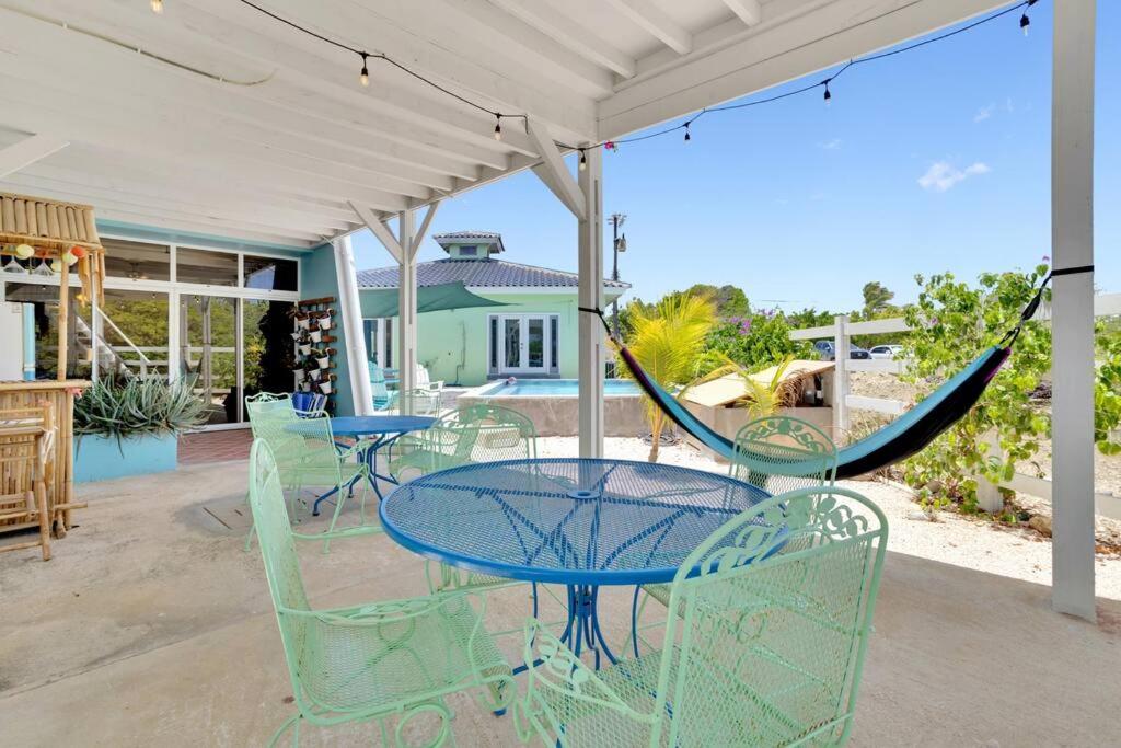 Your Bonaire Escape a 2BR Pool House BachelorsBeach for Divers