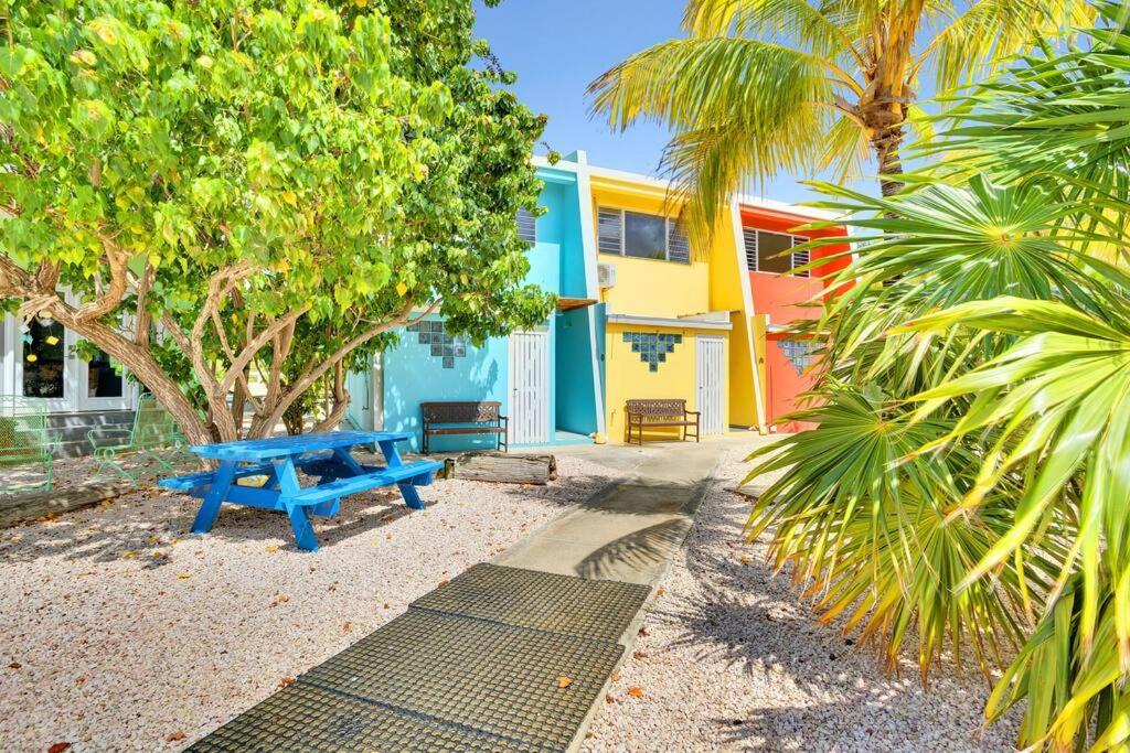 Your Bonaire Escape a 2BR Pool House BachelorsBeach for Divers