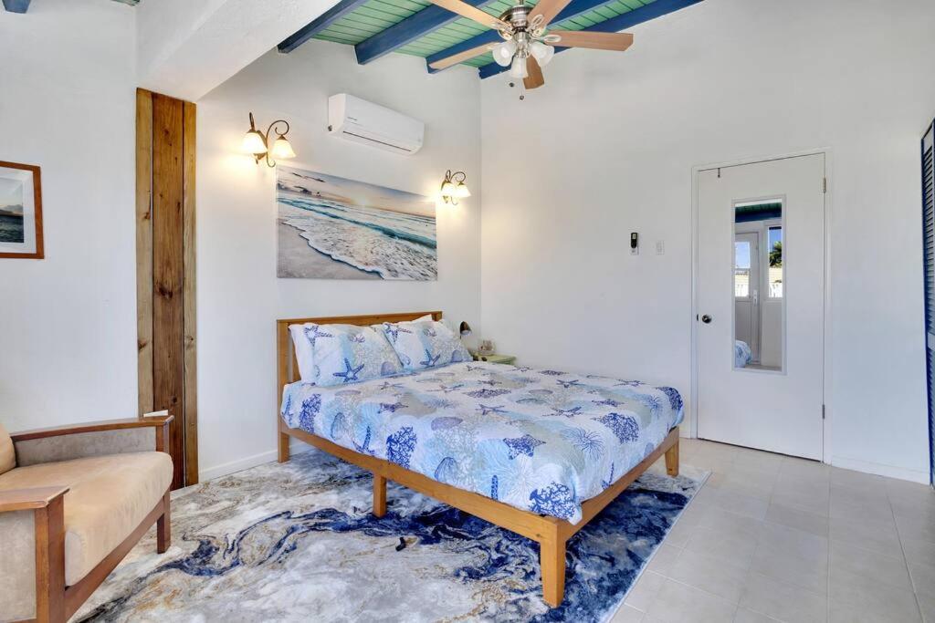 Your Bonaire Escape a 2BR Pool House BachelorsBeach for Divers