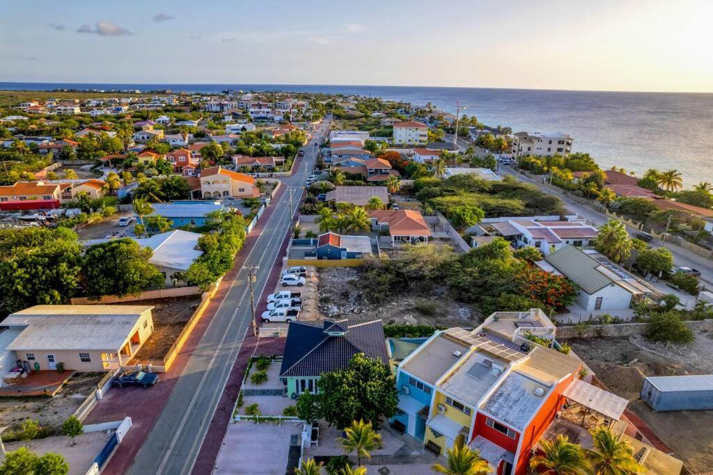 Your Bonaire Escape a 2BR Pool House BachelorsBeach for Divers