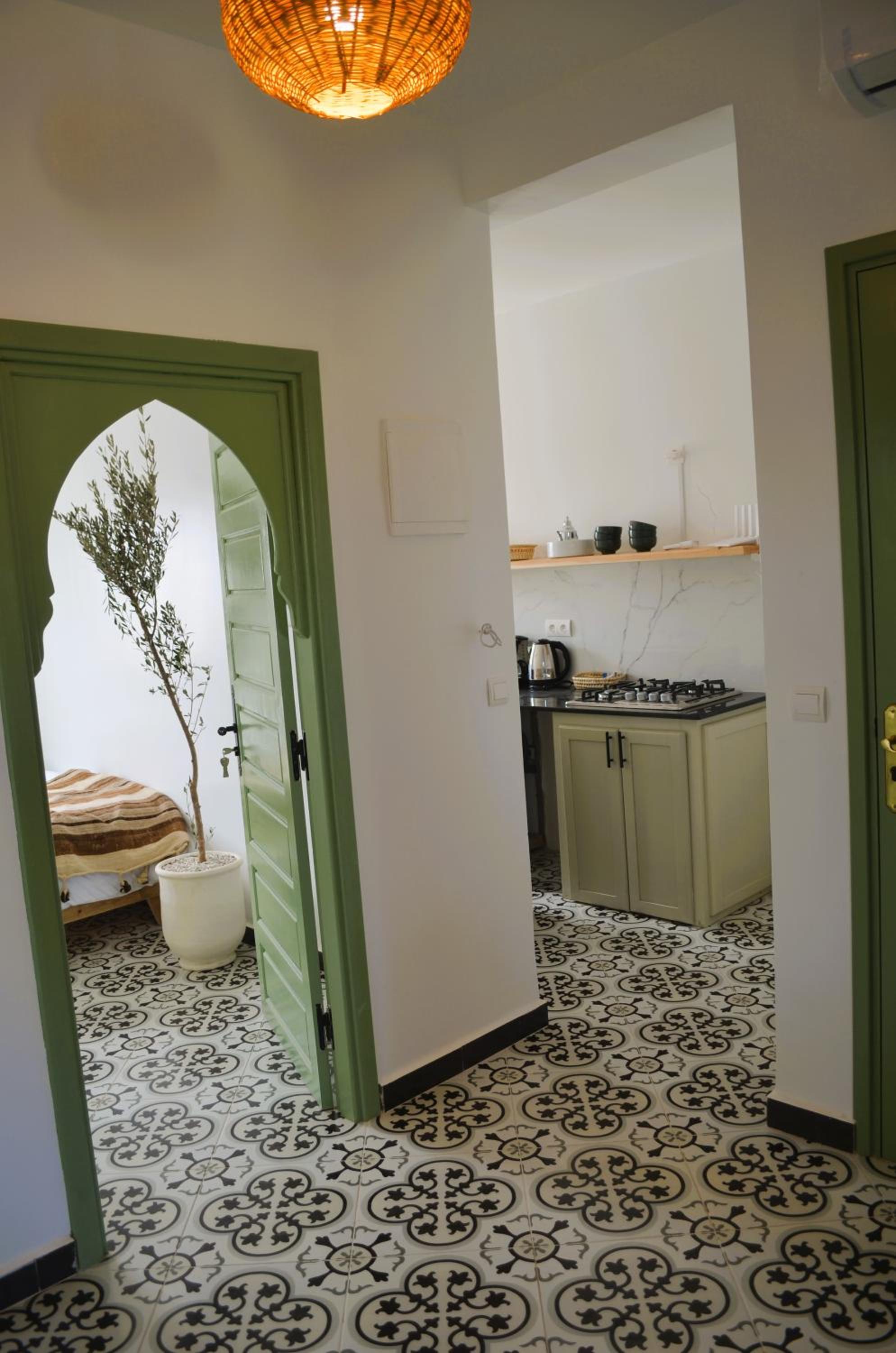 Appartement chic et beldi à 10 minutes du centre view 3