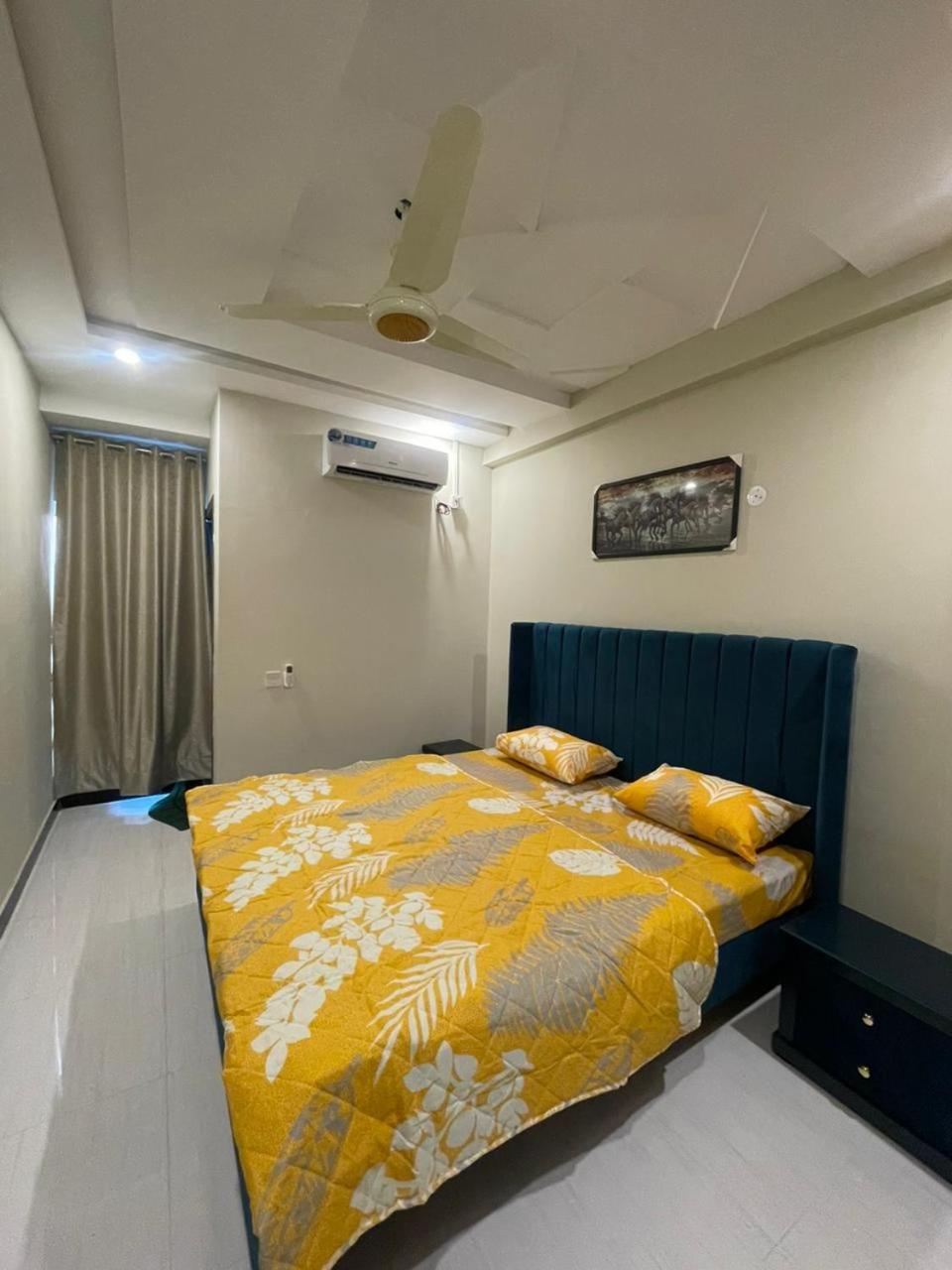 Square 17 , Crest Residences view 2