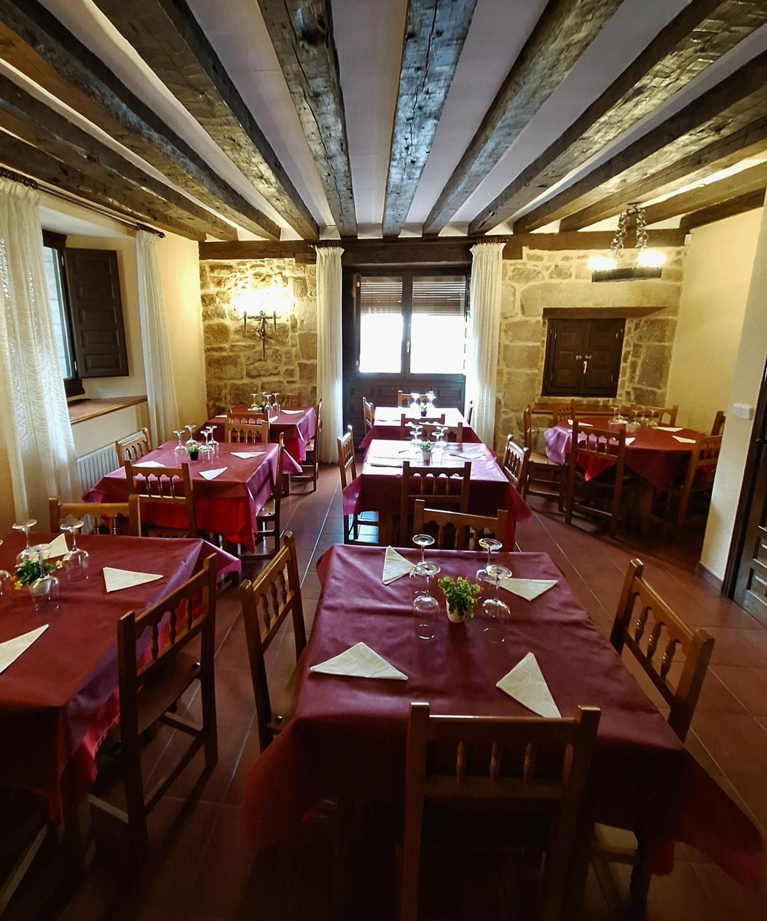 Hostal Rio Duero