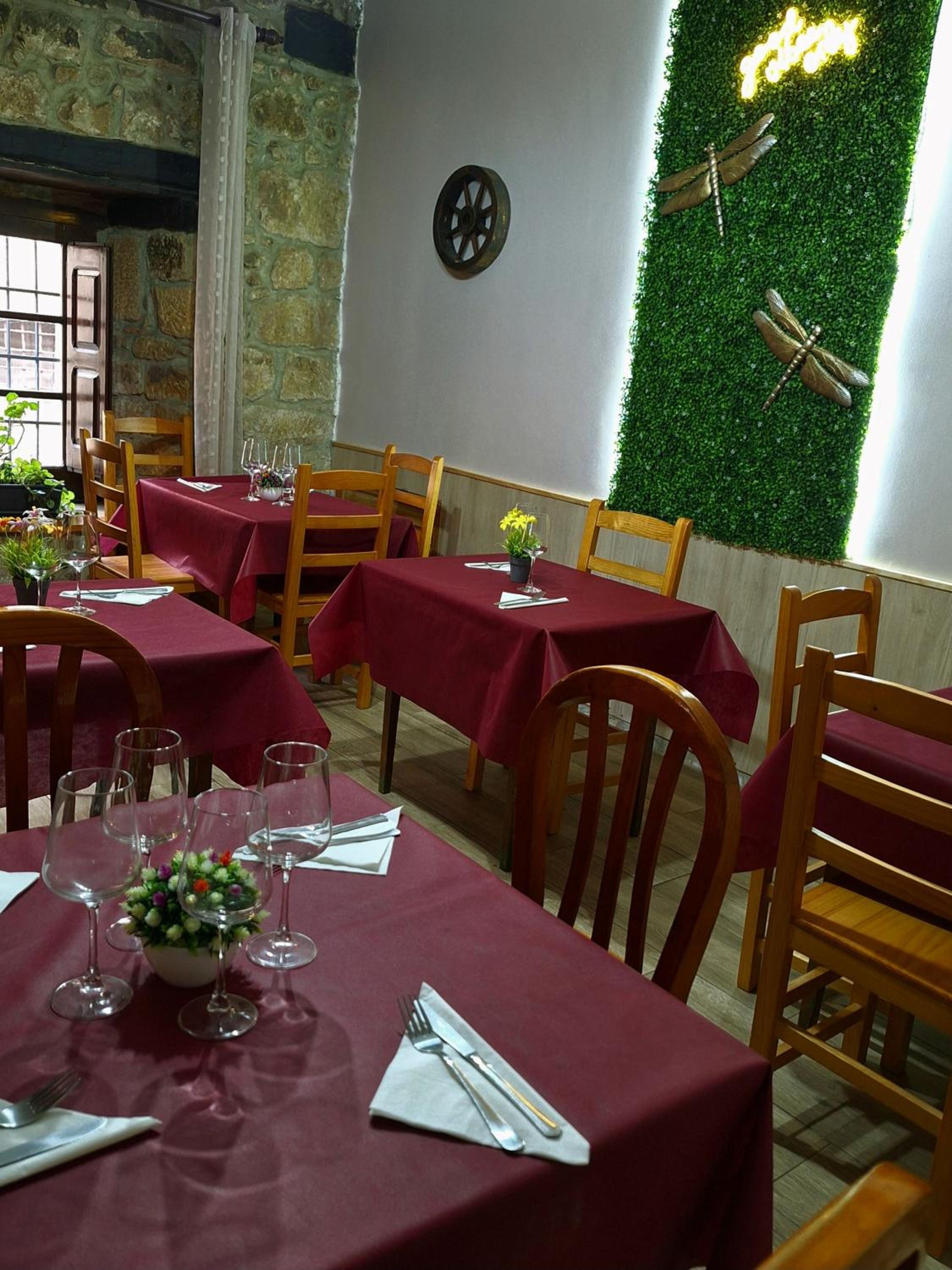 Hostal Rio Duero