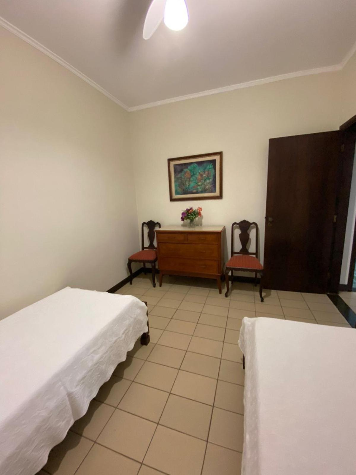 Casa 50m da praia - Enseada/Guarujá