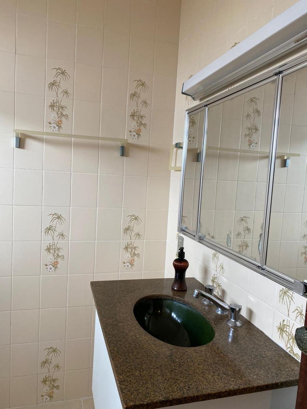 Casa 50m da praia - Enseada/Guarujá