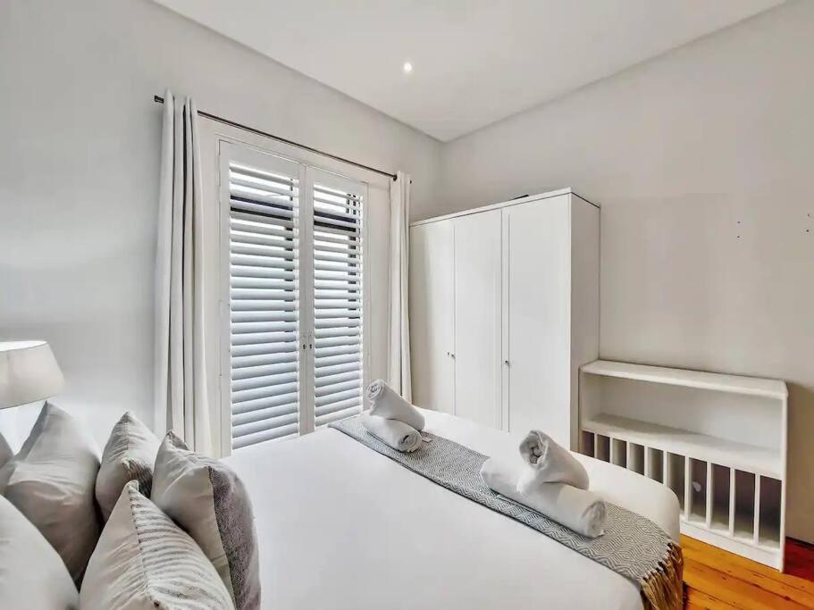 3 bedrooms , sleeps six heart of Cape Town view 5