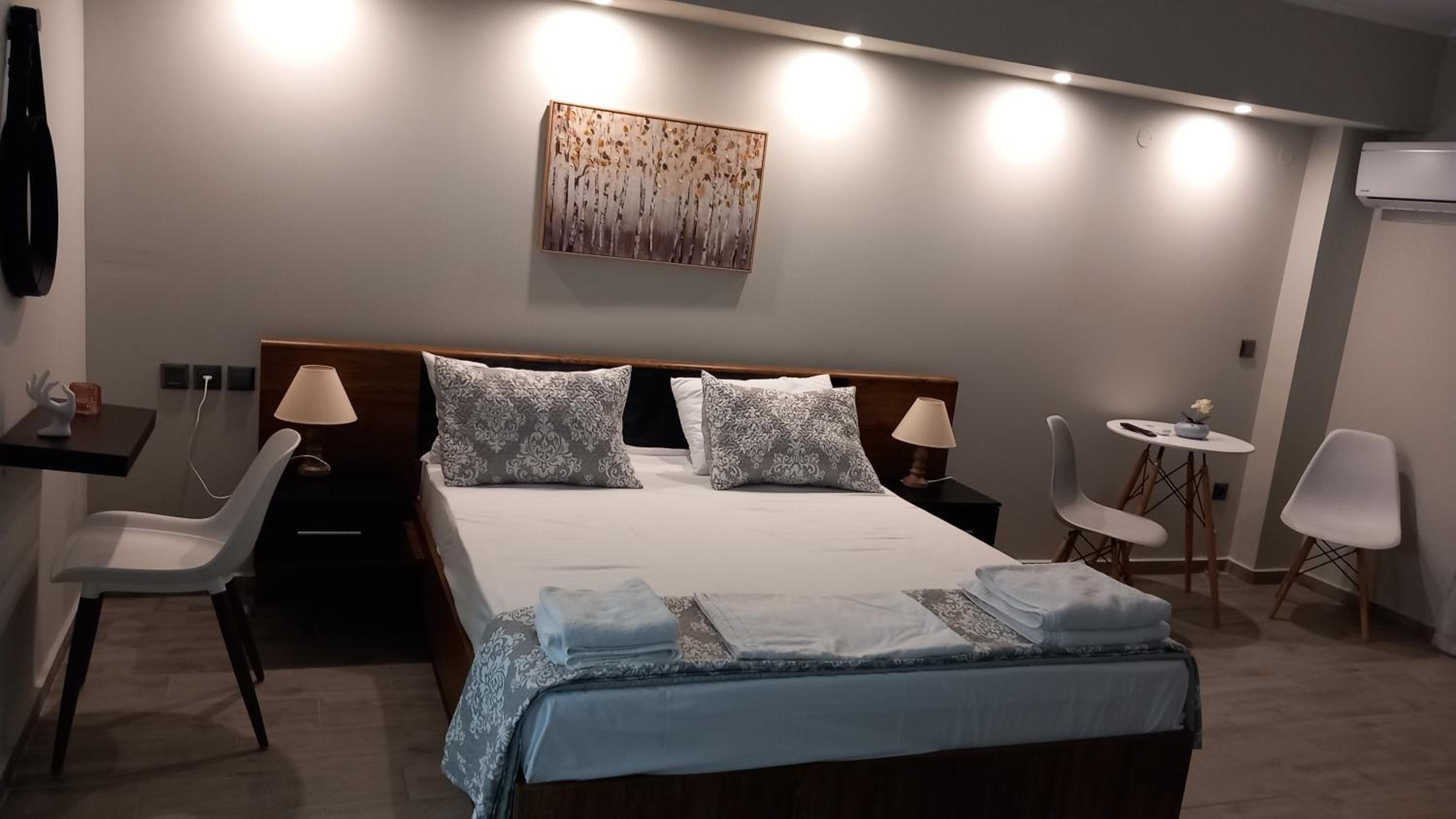 Jasmine Apartments