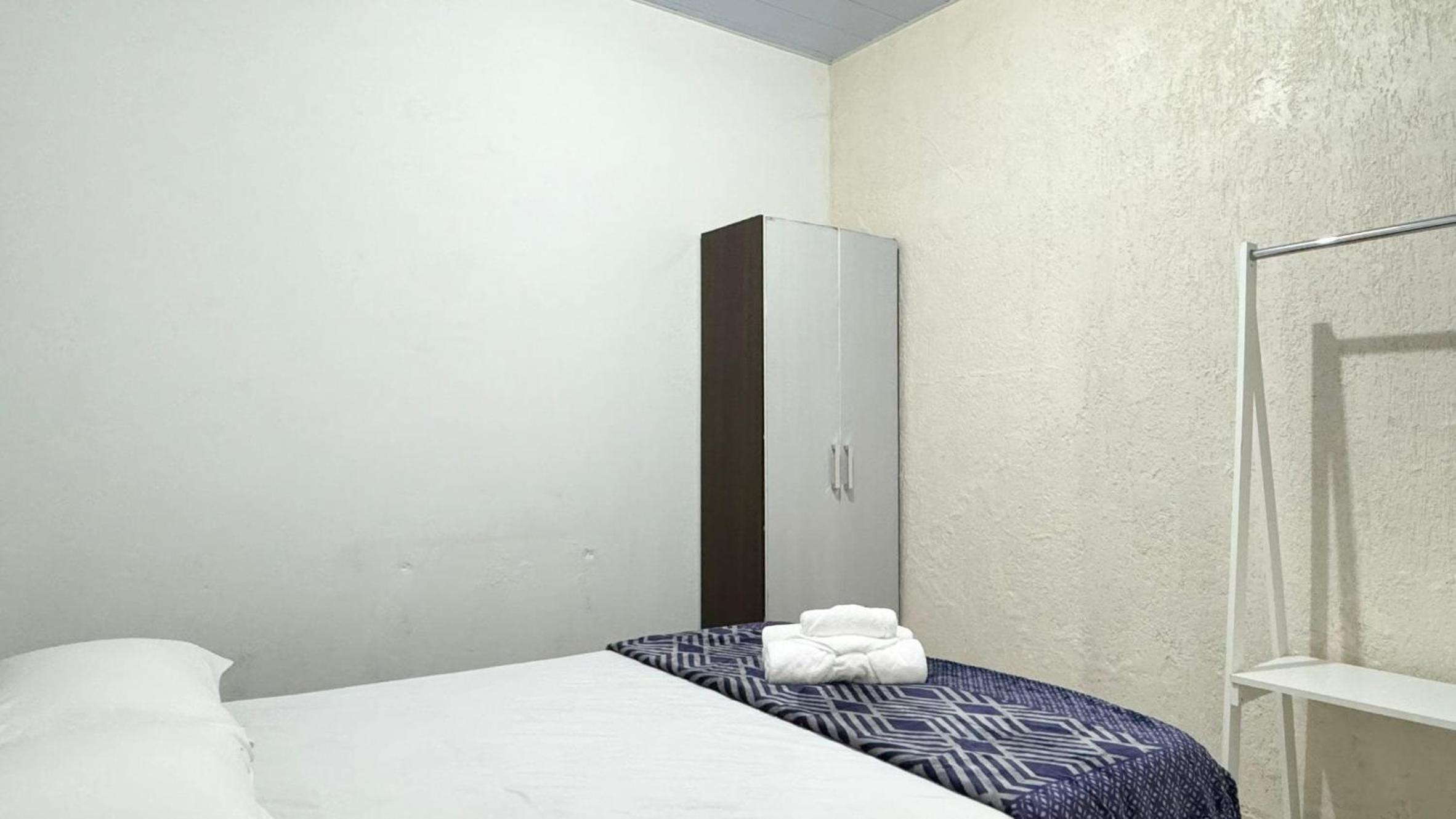 Residencial da Amizade - Praia da Pinheira - PLH001