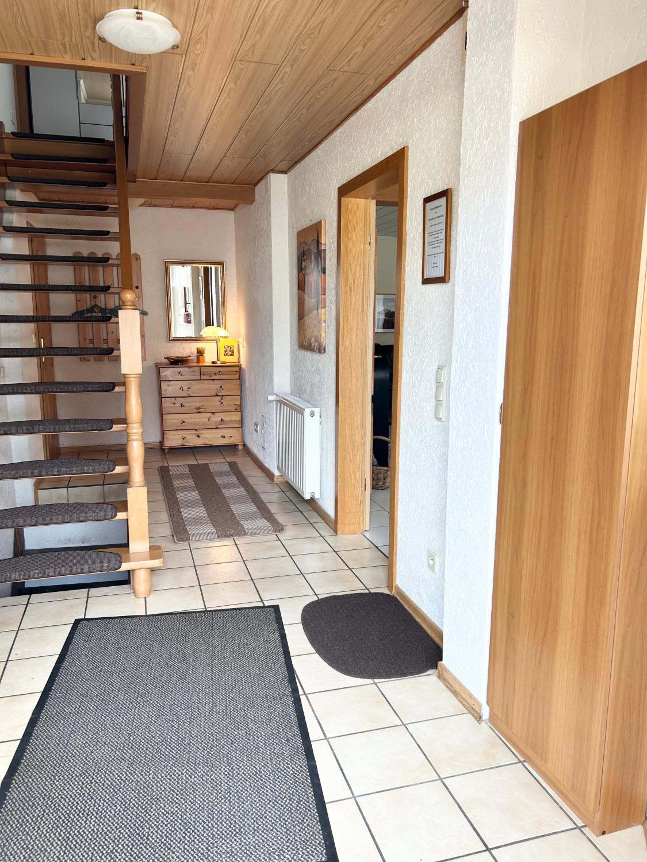 Ganzes Ferienhaus in Nähe der Uniklinik in Waldrandlage