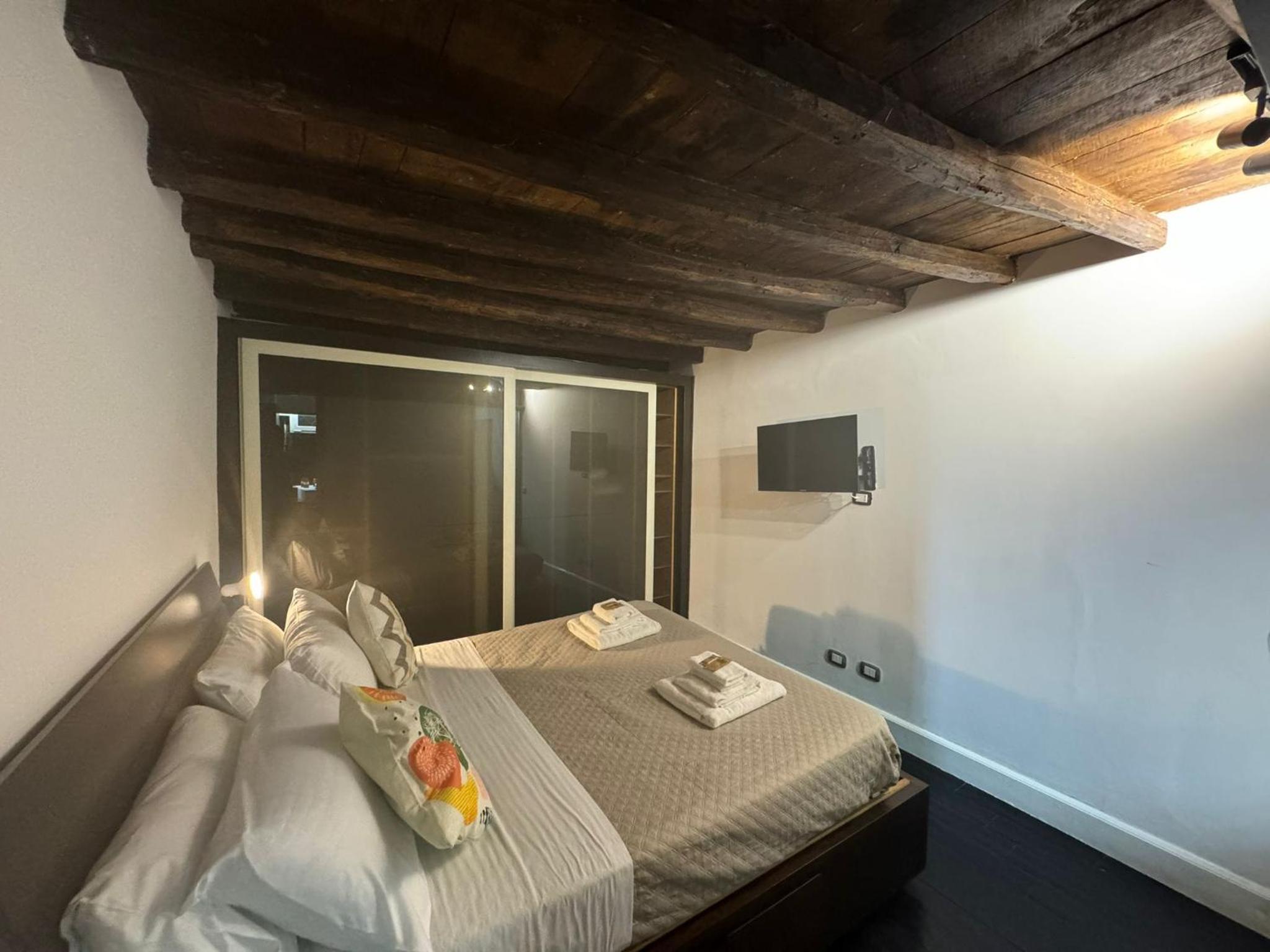 In Ancient Rome Apartment