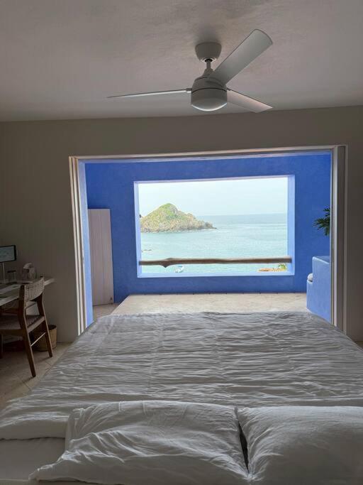 Casita Hermanitas - 3 bedroom panoramic ocean views with private cook