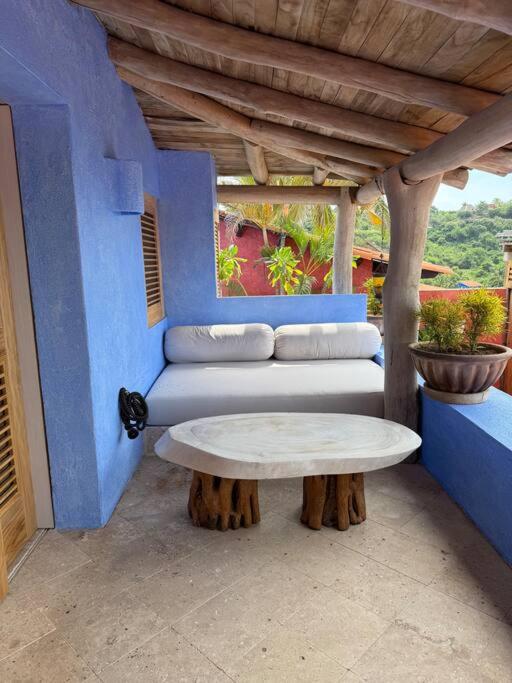 Casita Hermanitas - 3 bedroom panoramic ocean views with private cook