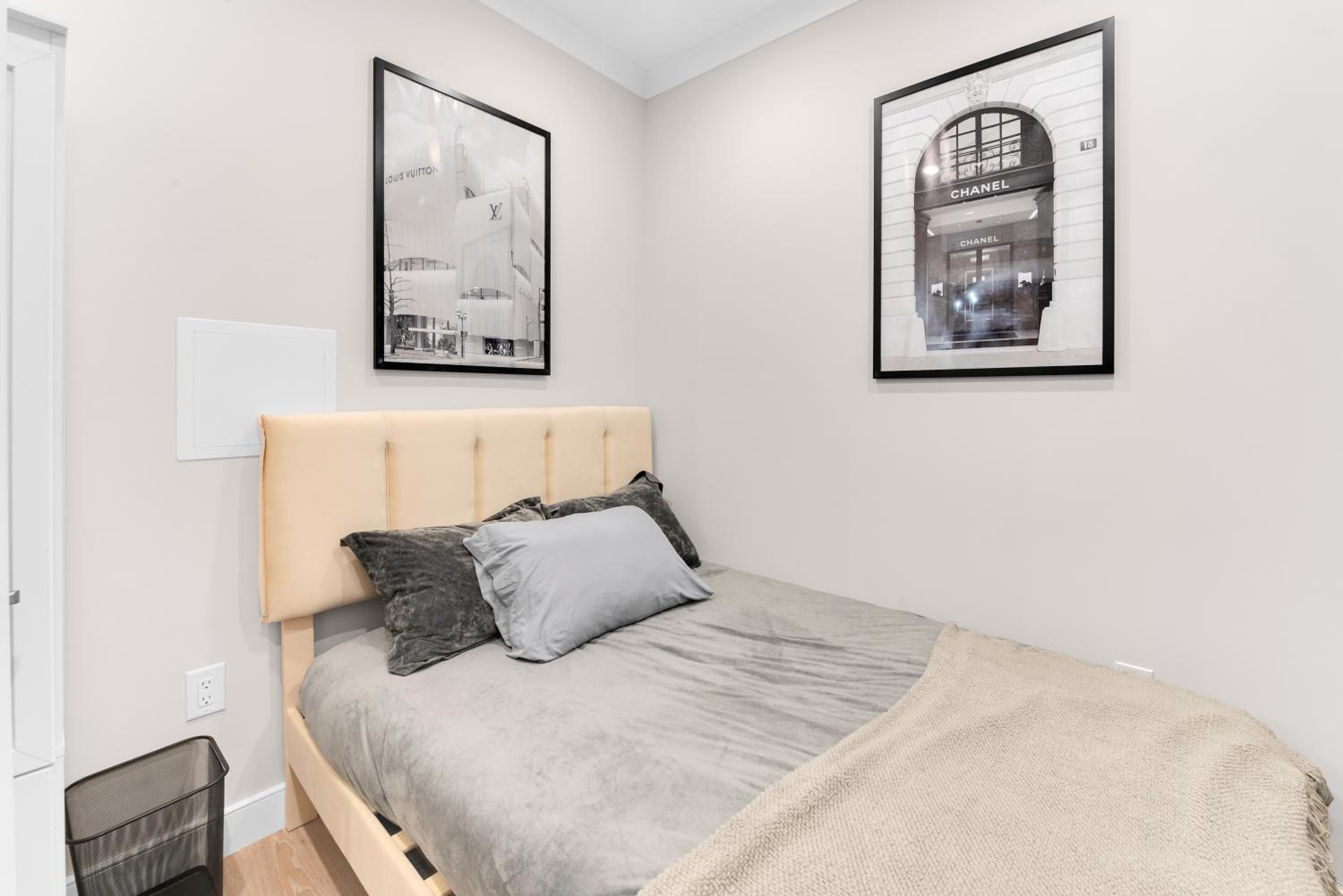Modern 3Bd Rose Hills Manhattan Terrace Space