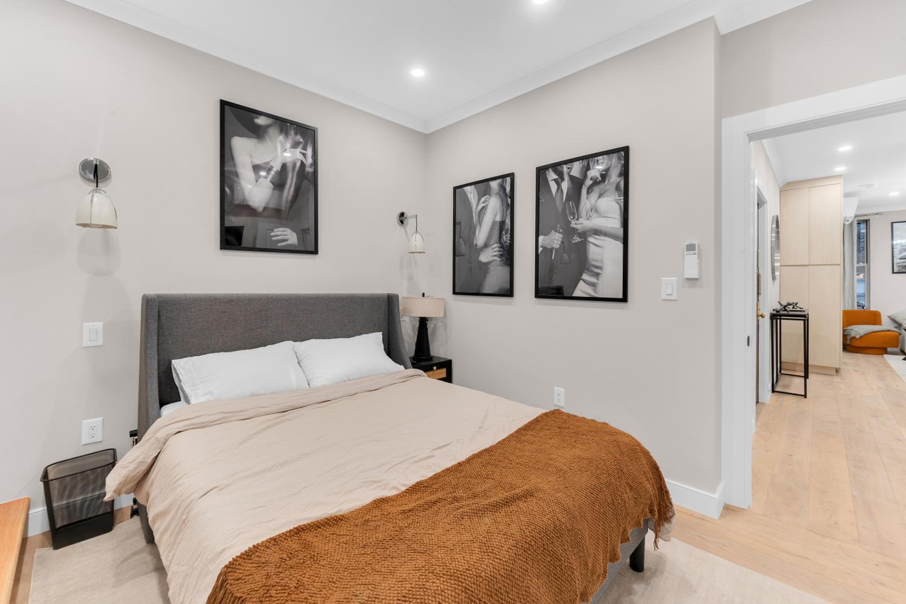 Modern 3Bd Rose Hills Manhattan Terrace Space
