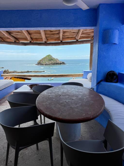 Casita Hermanitas - 3 bedroom panoramic ocean views with private cook