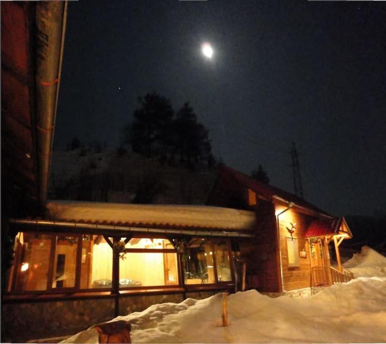 Ski liviomoritz at gma il com Chalet