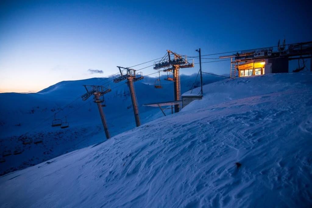 Ski liviomoritz at gma il com Chalet