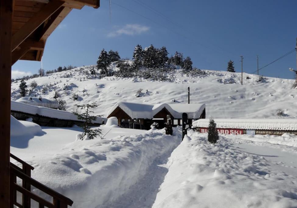 Ski liviomoritz at gma il com Chalet