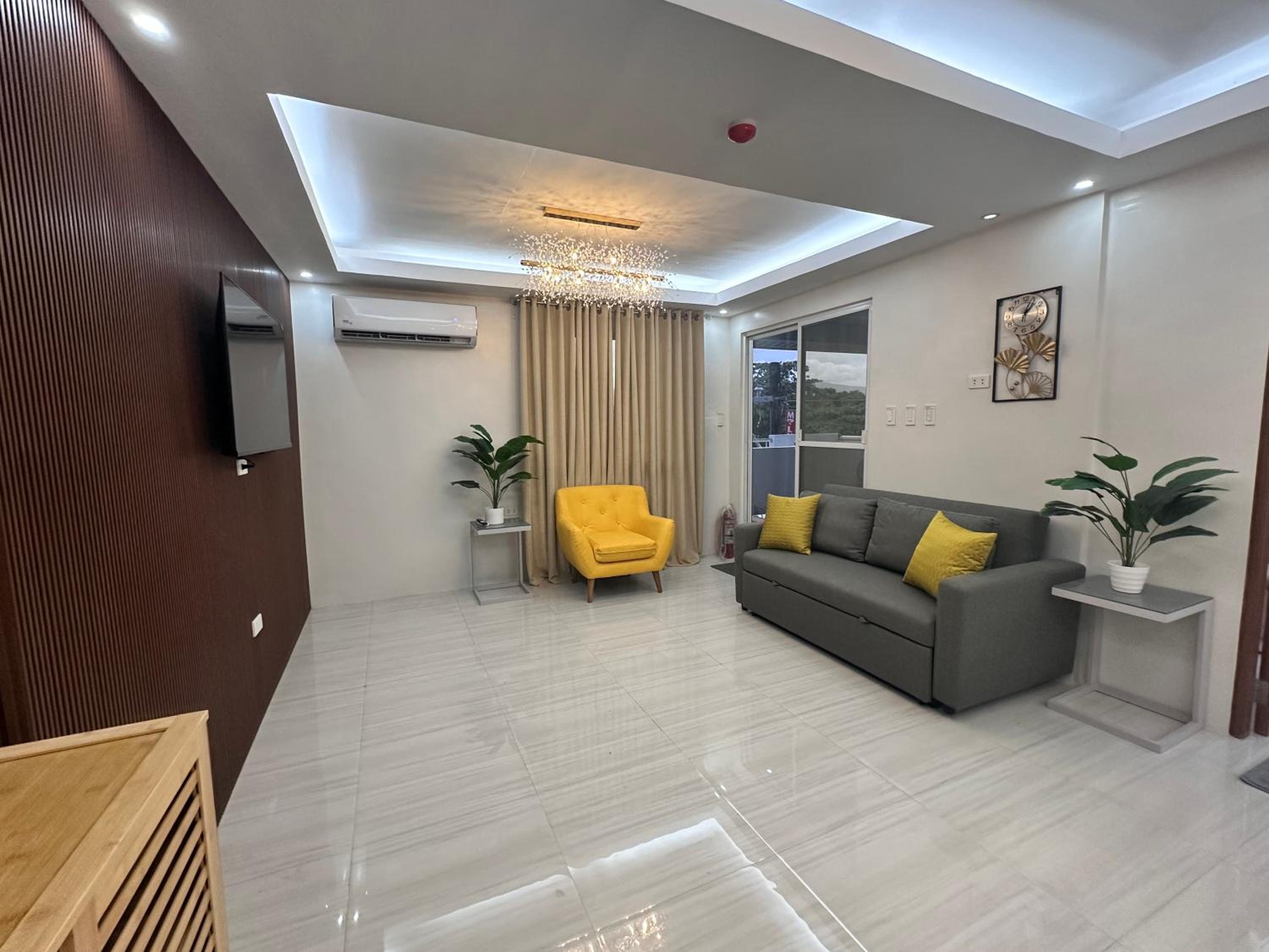 The Penthouse -Barretto Olongapo Near Beach view 3