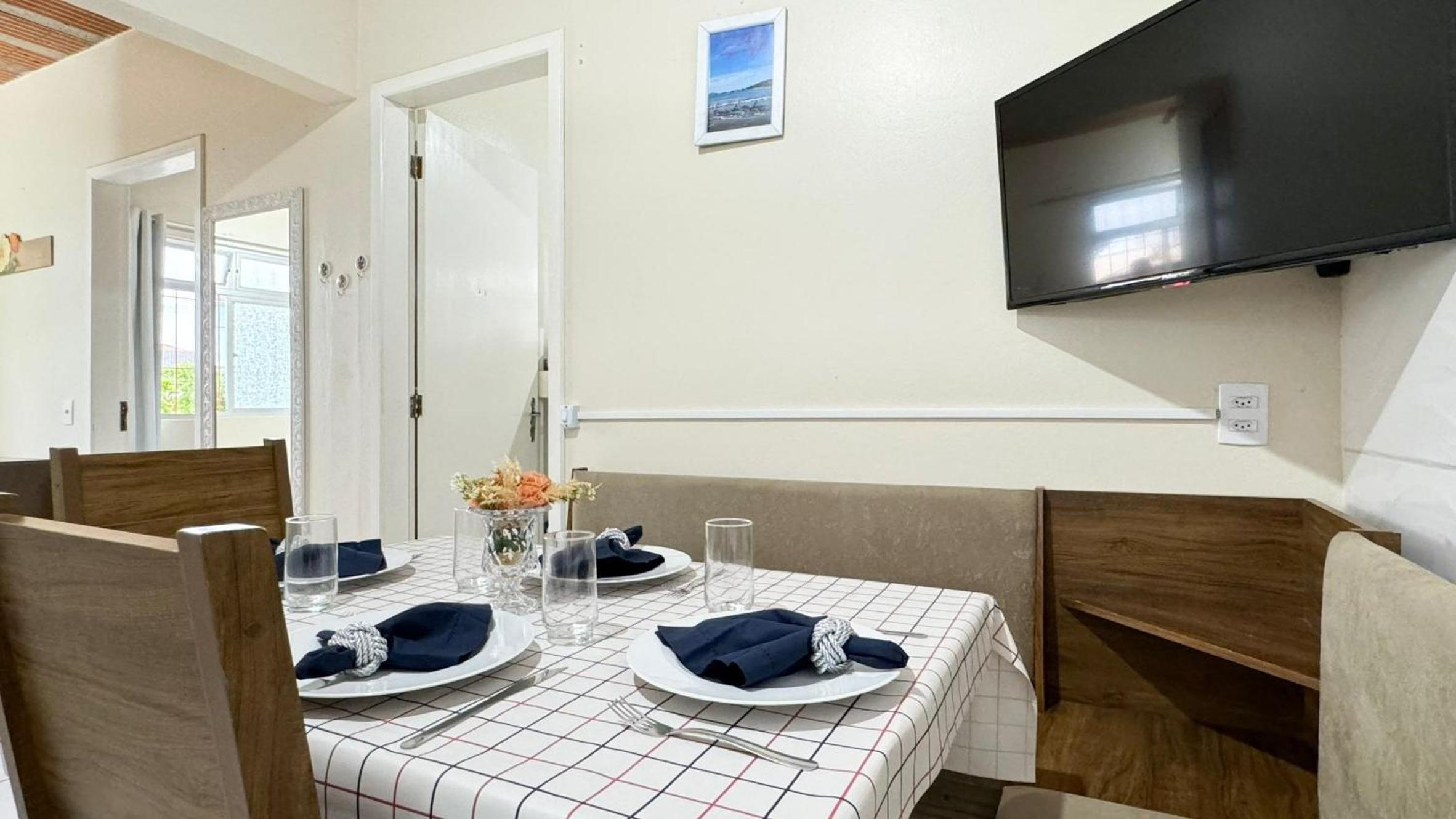 Residencial da Amizade - Praia da Pinheira - PLH001