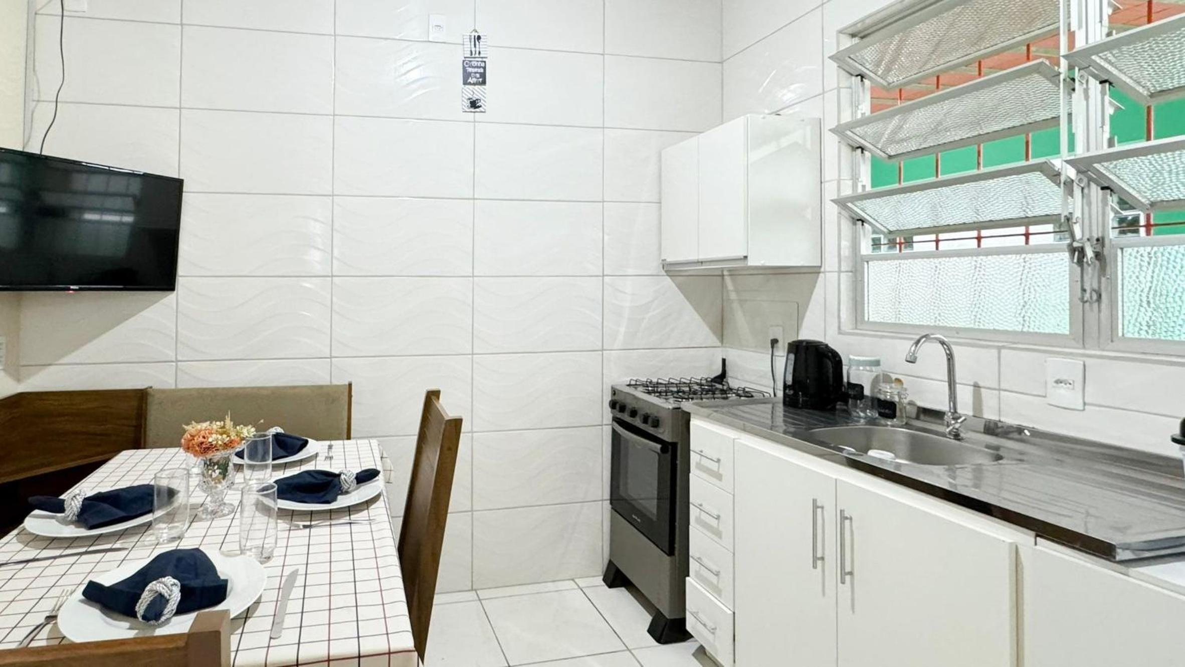 Residencial da Amizade - Praia da Pinheira - PLH001