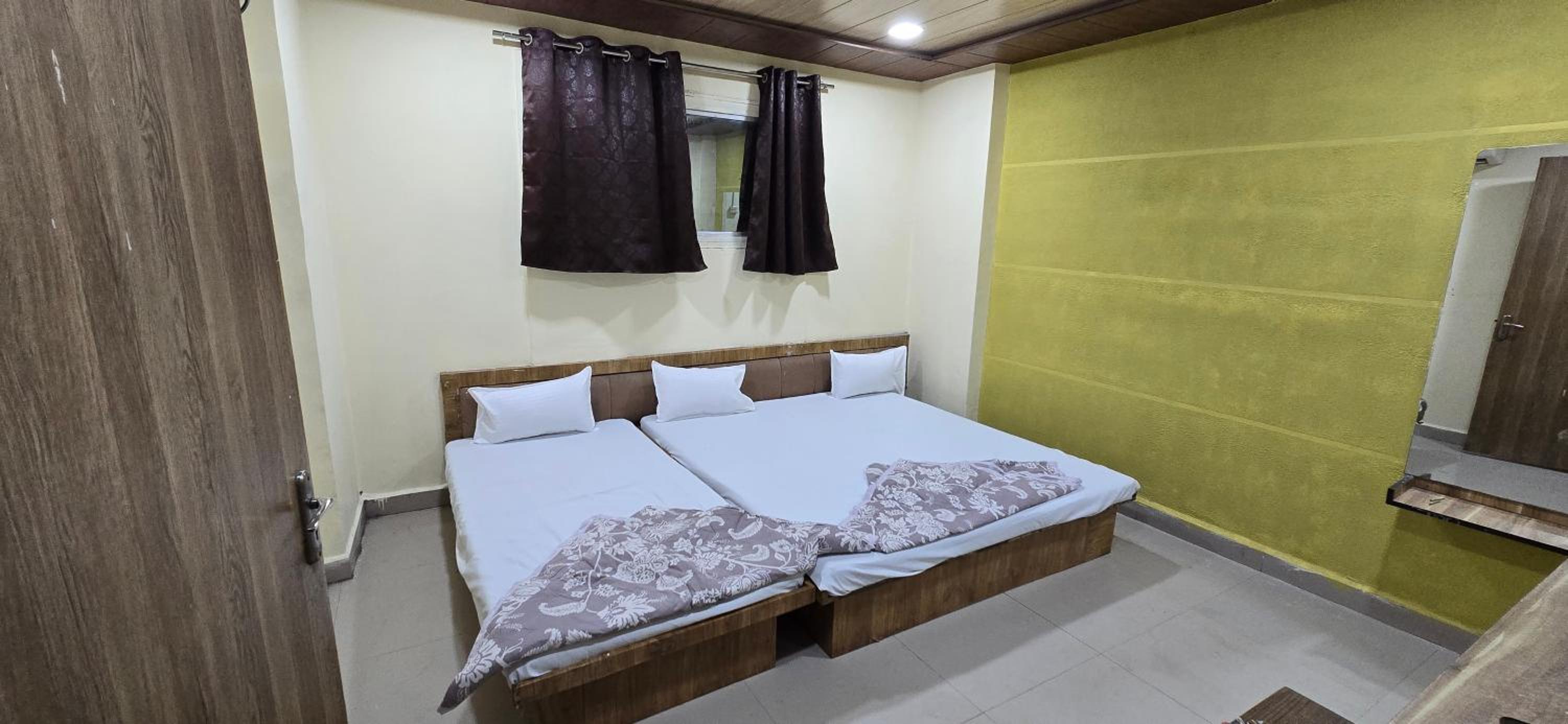 Hotel Utsav view 3